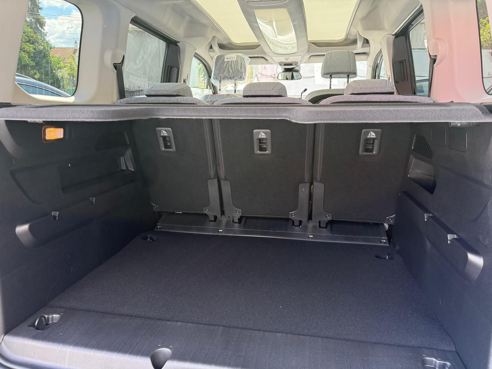 NEW CITROEN BERLINGO PLUS 7 PLACES