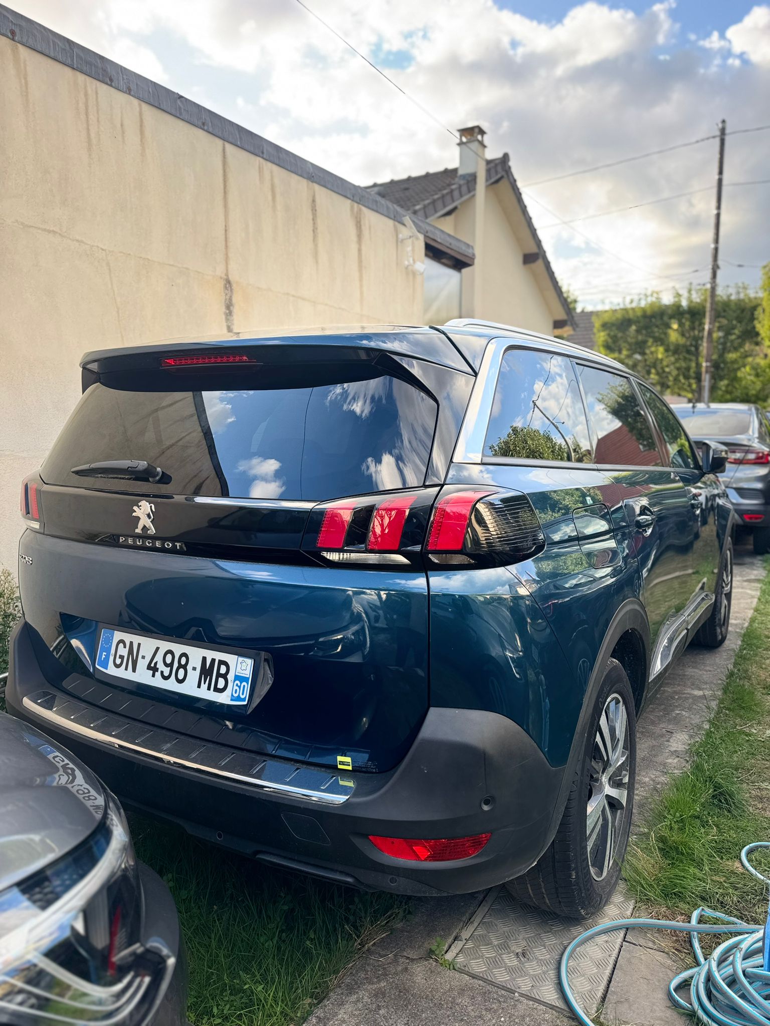 PEUGEOT 5008 ALLURE