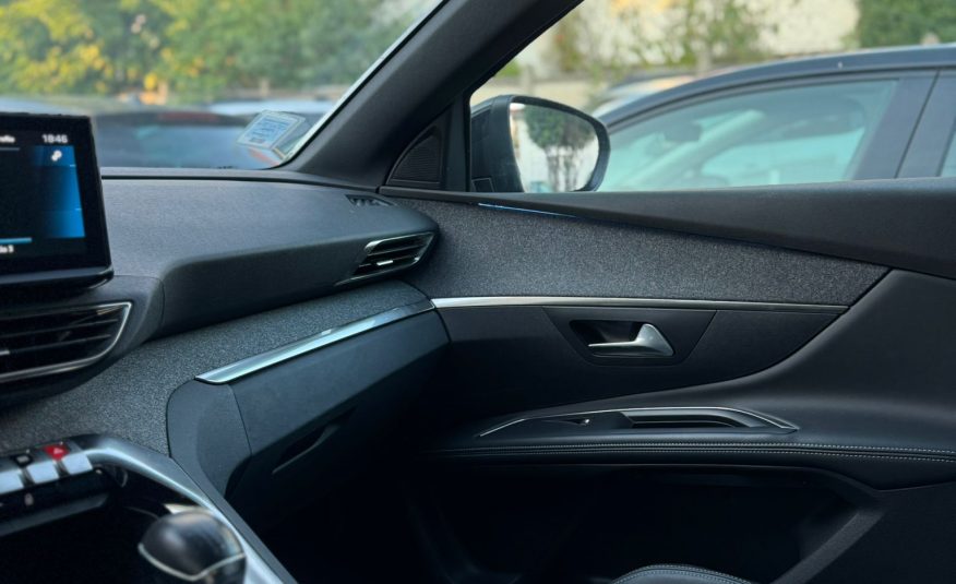 PEUGEOT 5008 ALLURE