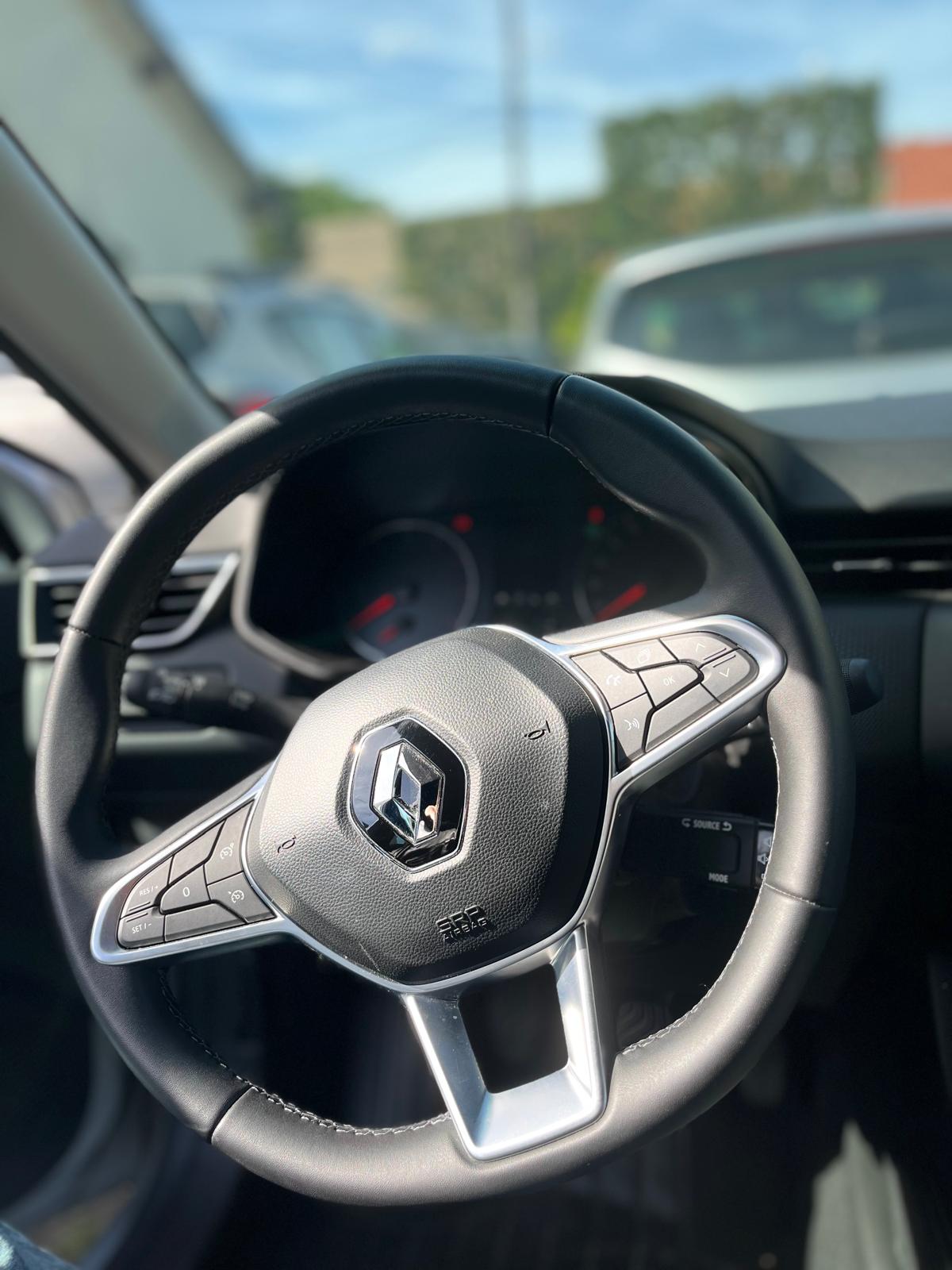 RENAULT CLIO EQUILIBRE