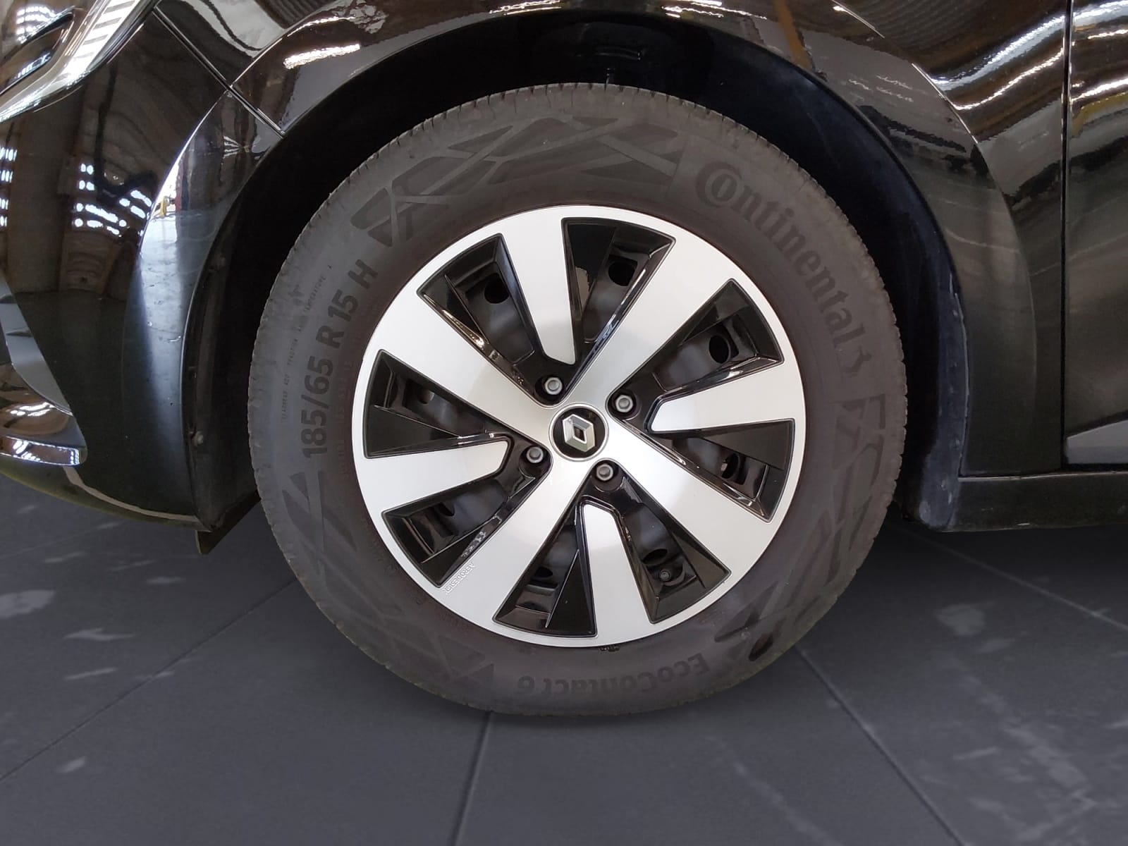 RENAUL CLIO V EQUILIBRE