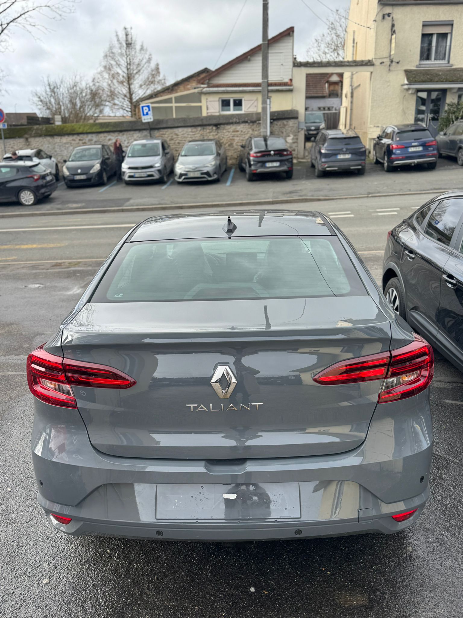 RENAULT TALIANT
