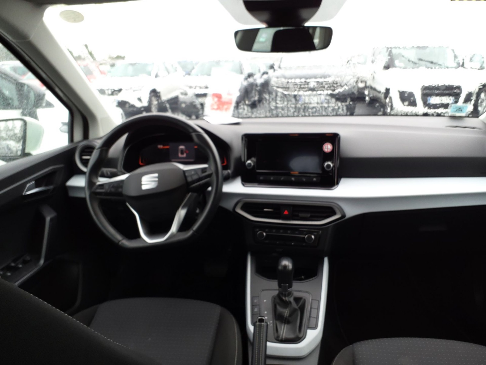 SEAT  ARONA BUSINESS