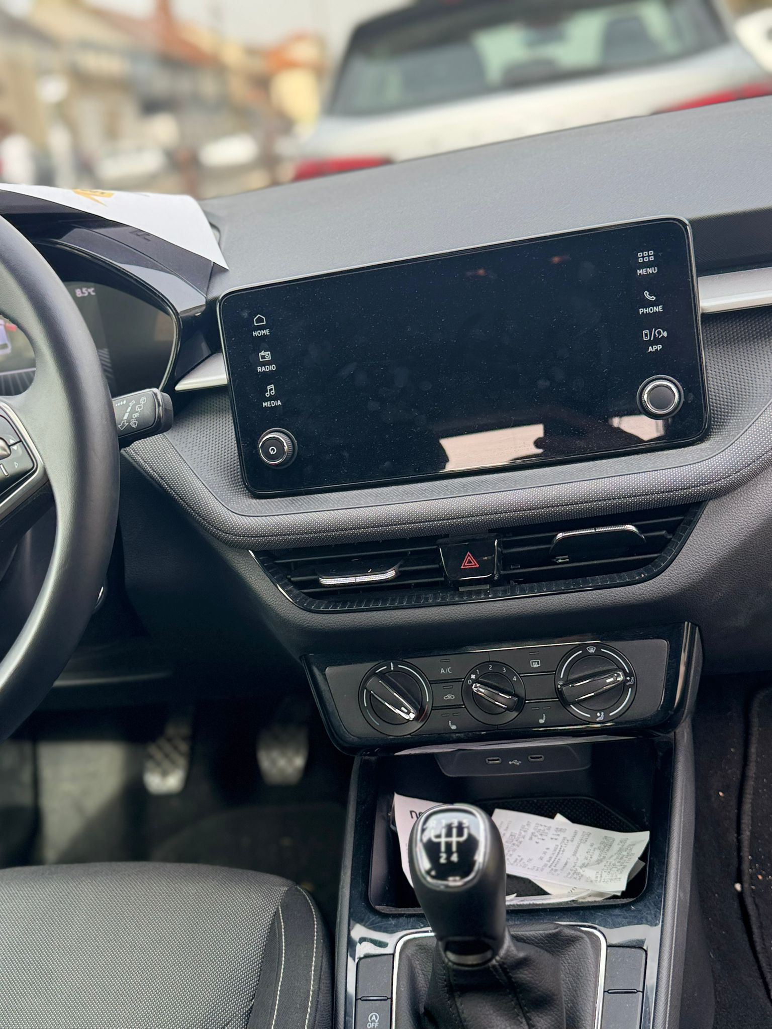 SKODA FABIA  YOUNG EDITION