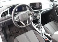 VOLKSWAGEN T-ROC LIFE PLUS