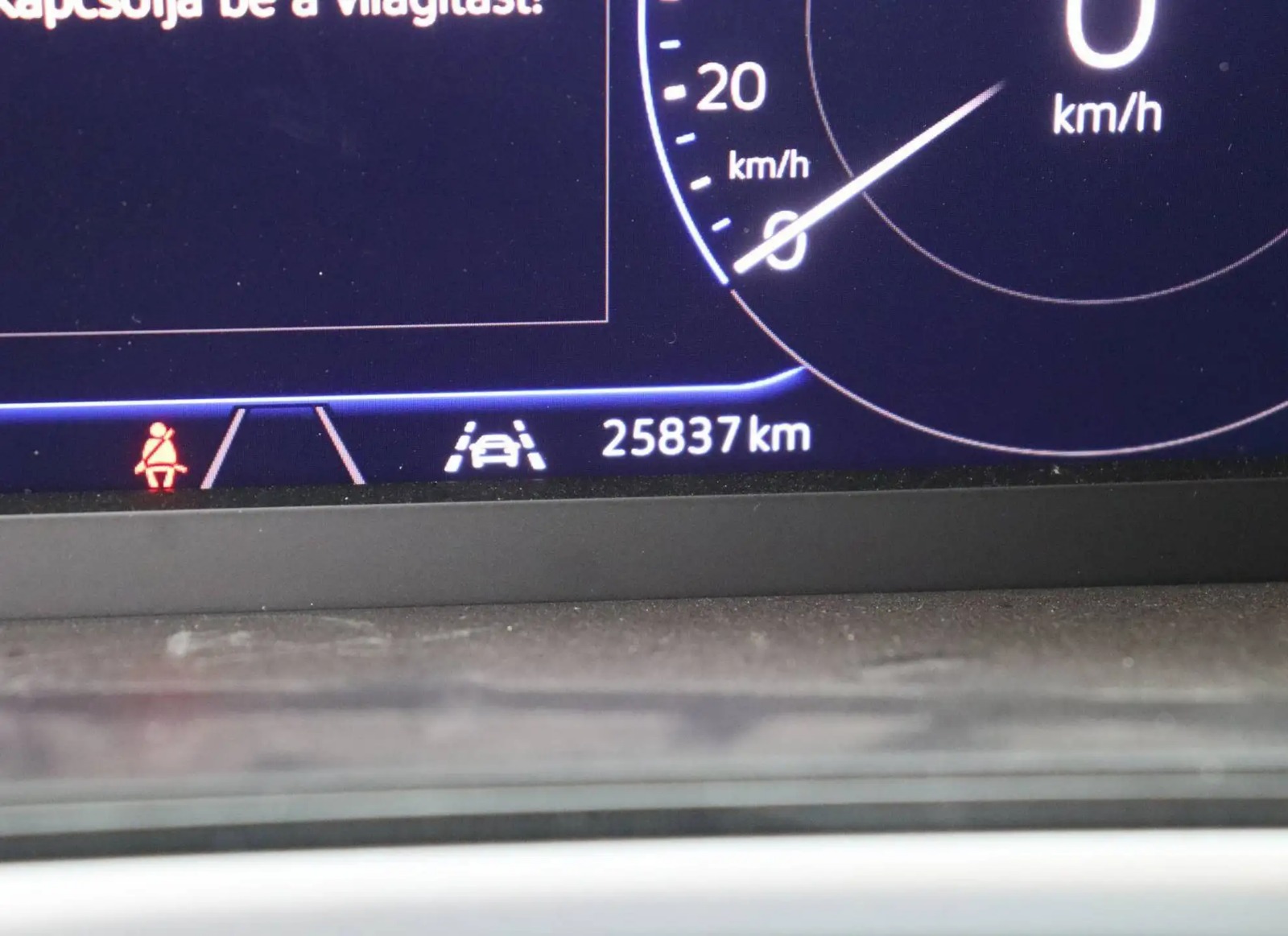 VOLKSWAGEN T-ROC LIFE PLUS