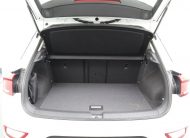 VOLKSWAGEN T-ROC LIFE PLUS