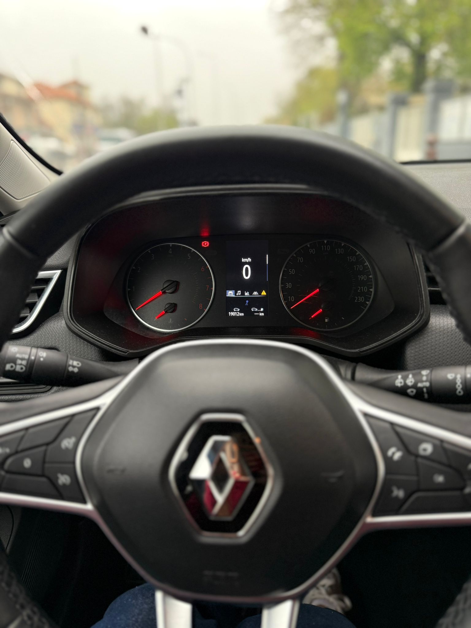 RENAULT CLIO EQUILIBRE