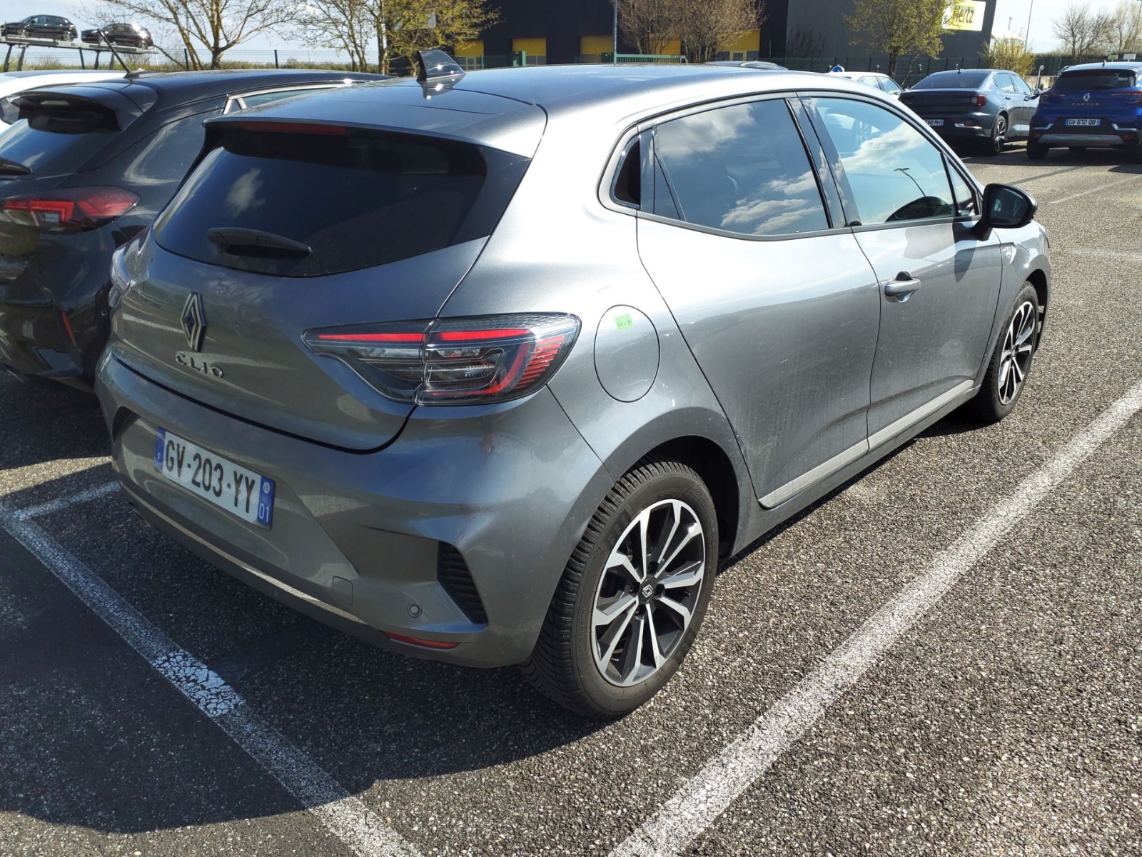 RENAULT CLIO TECHNO