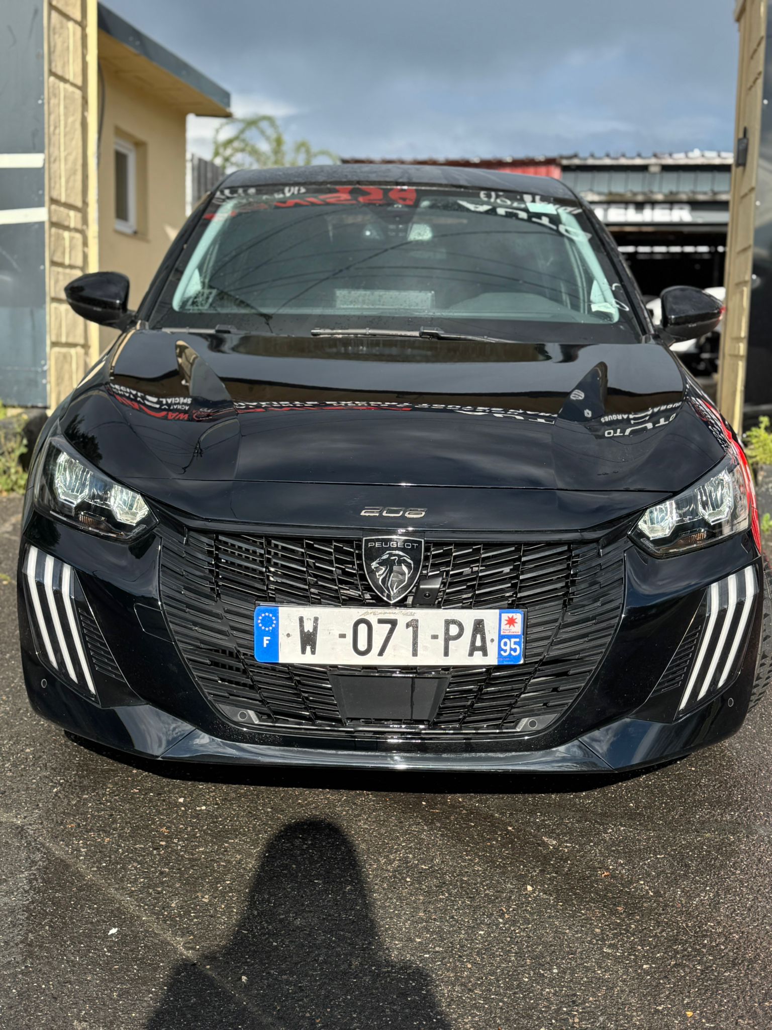 PEUGEOT 208 ALLURE