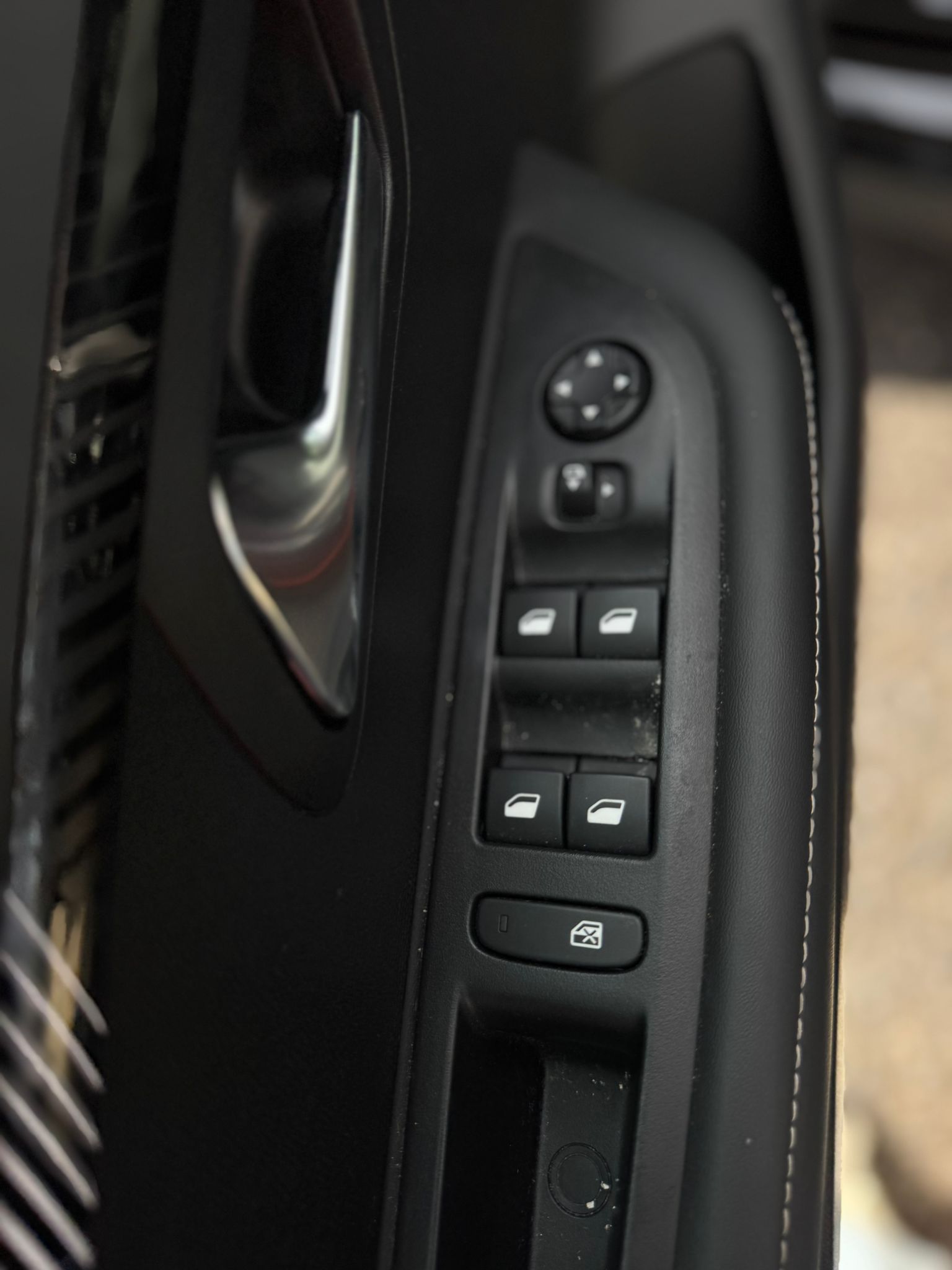 PEUGEOT 208 ALLURE