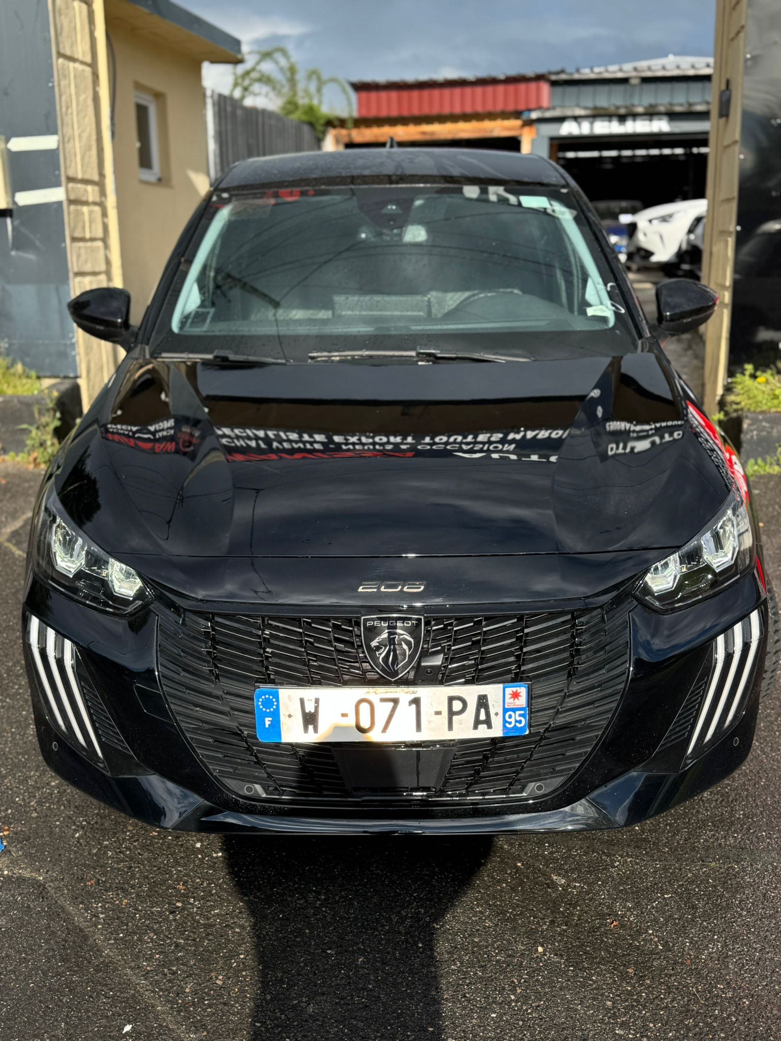 PEUGEOT 208 ALLURE