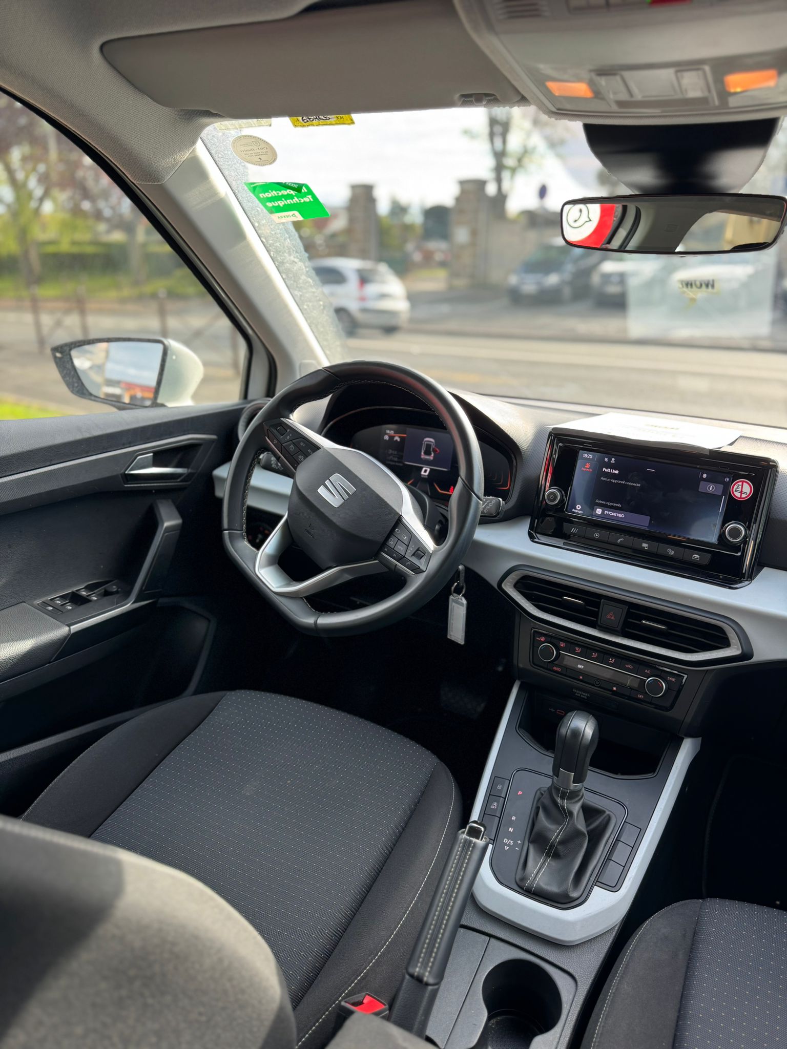 SEAT ARONA BUSINESS