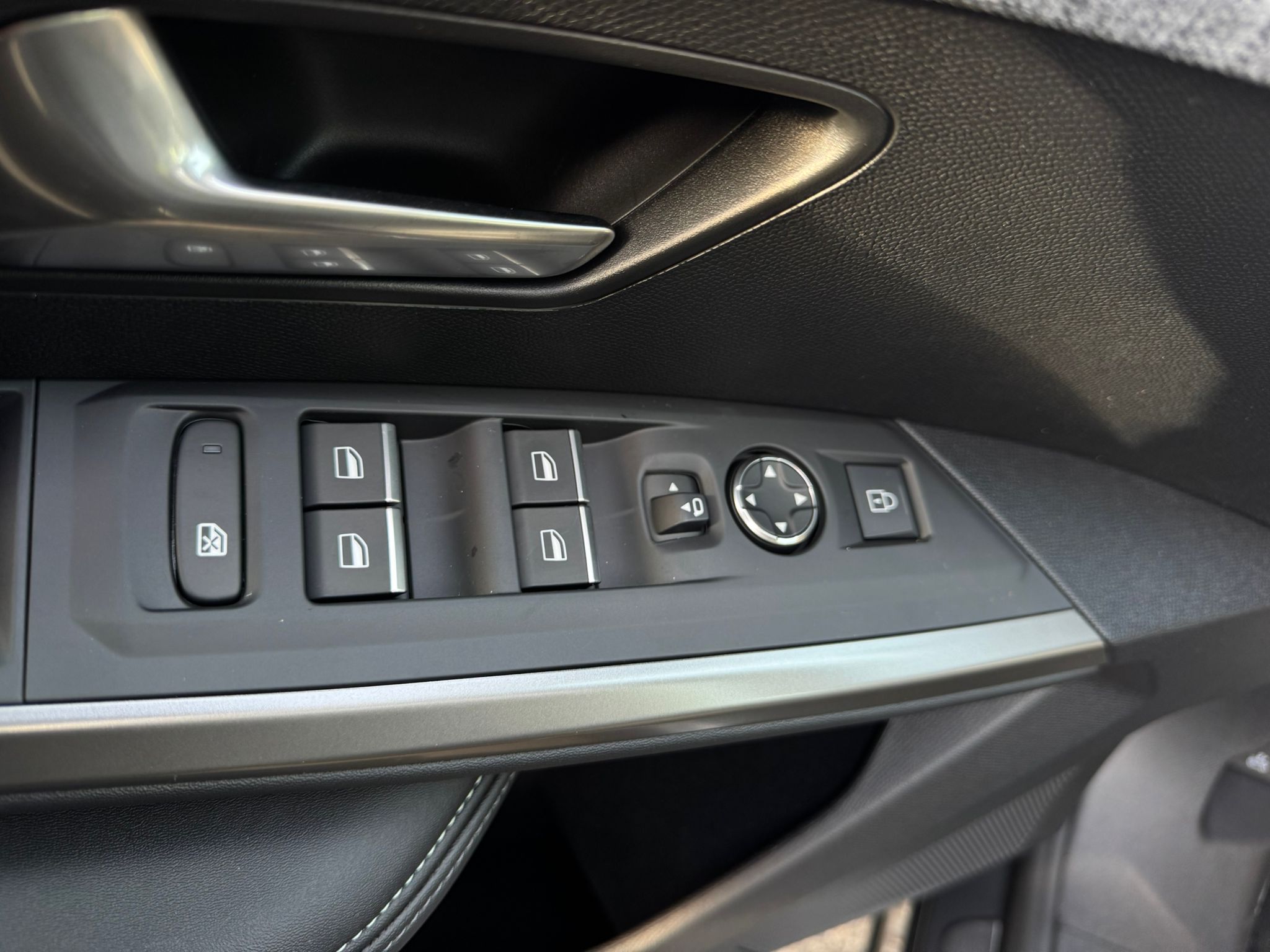 PEUGEOT 3008 GT
