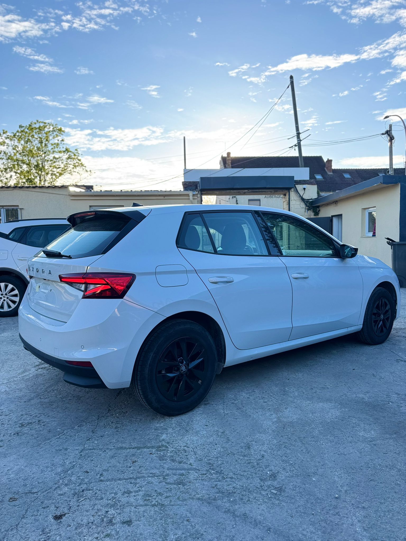 SKODA FABIA YOUNG EDITION