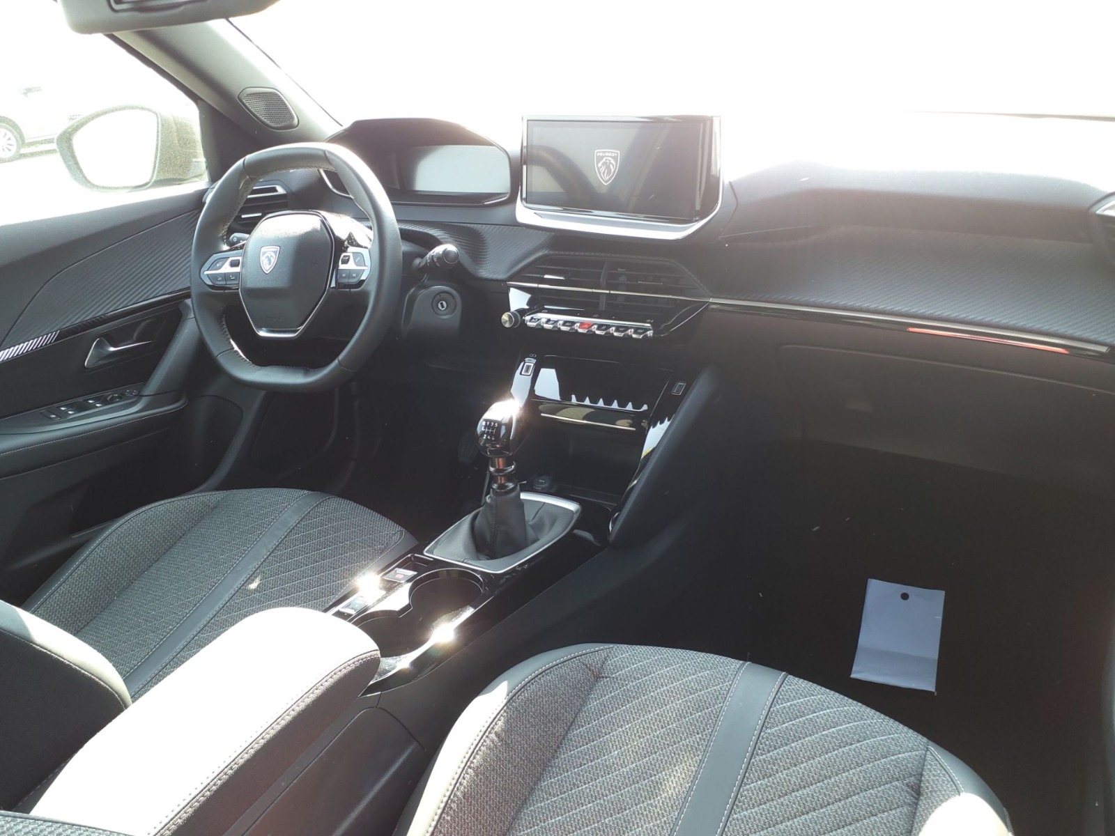 PEUGEOT 2008 ALLURE