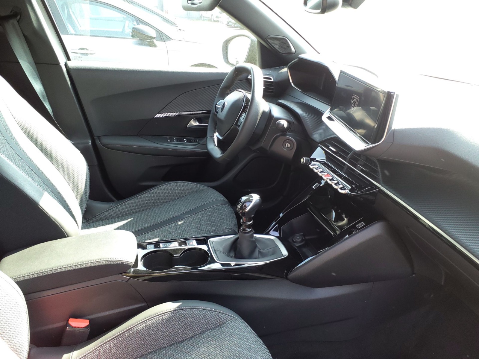 PEUGEOT 2008 ALLURE