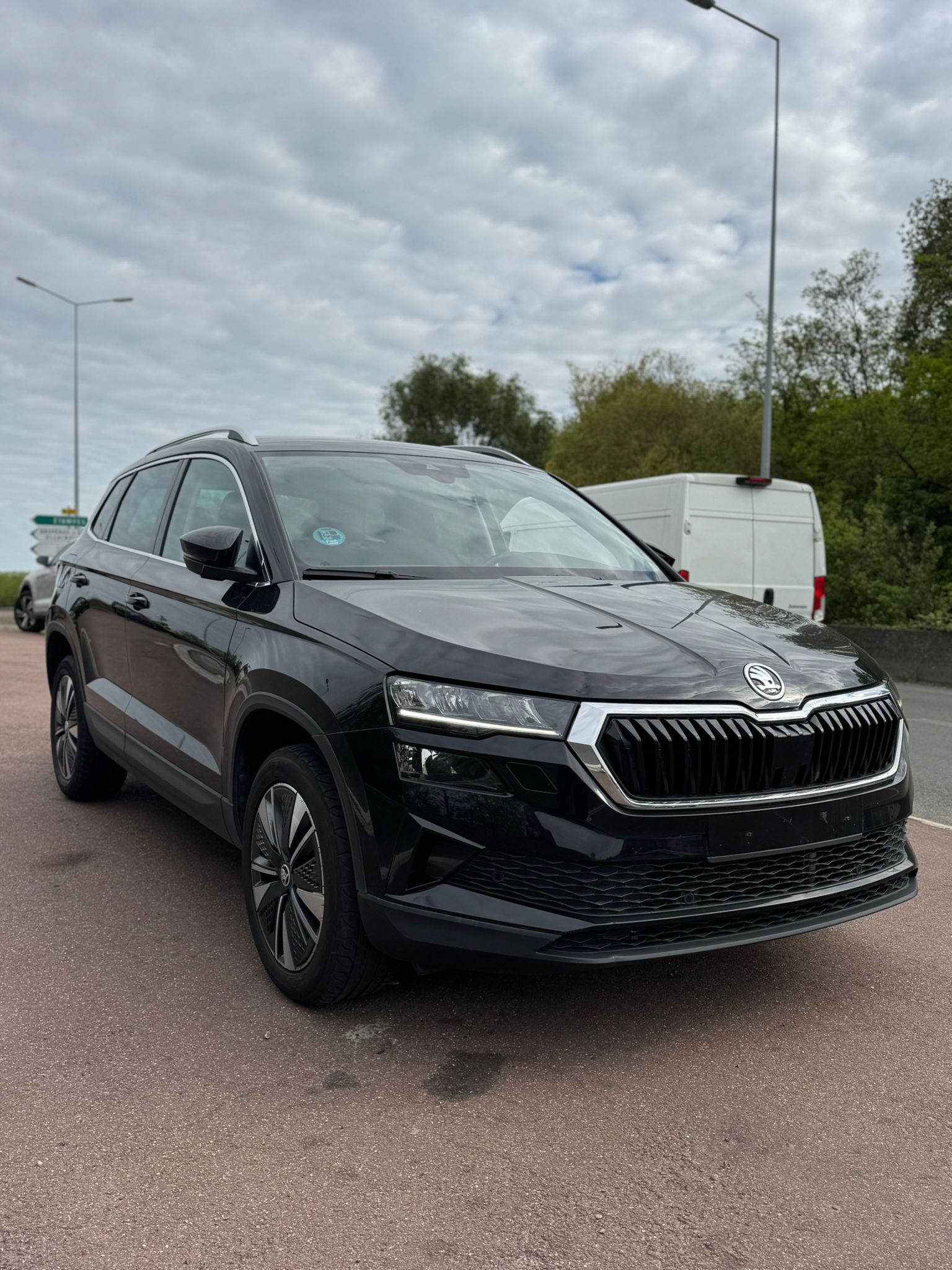 SKODA KAROQ AMBITION