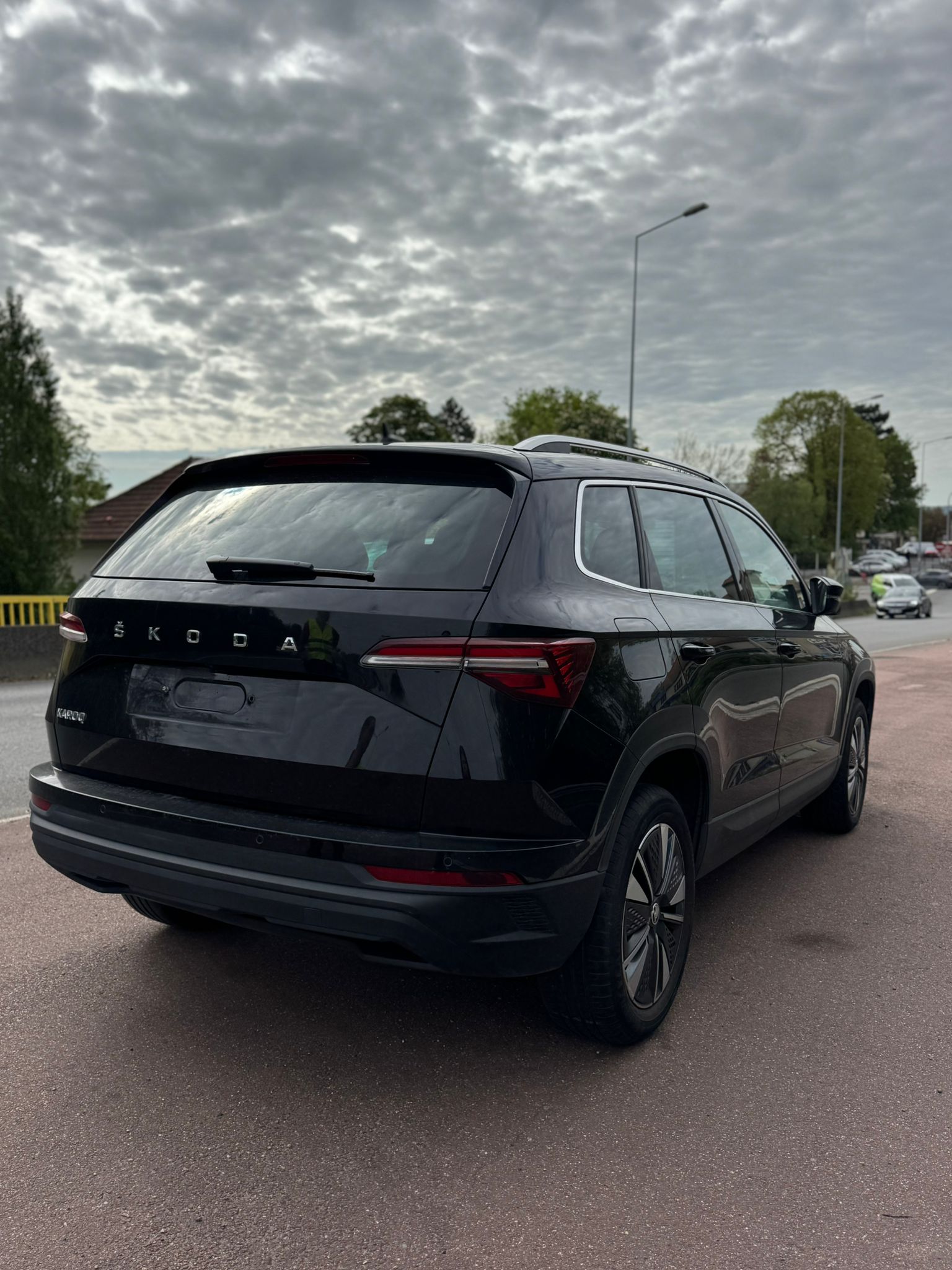 SKODA KAROQ AMBITION