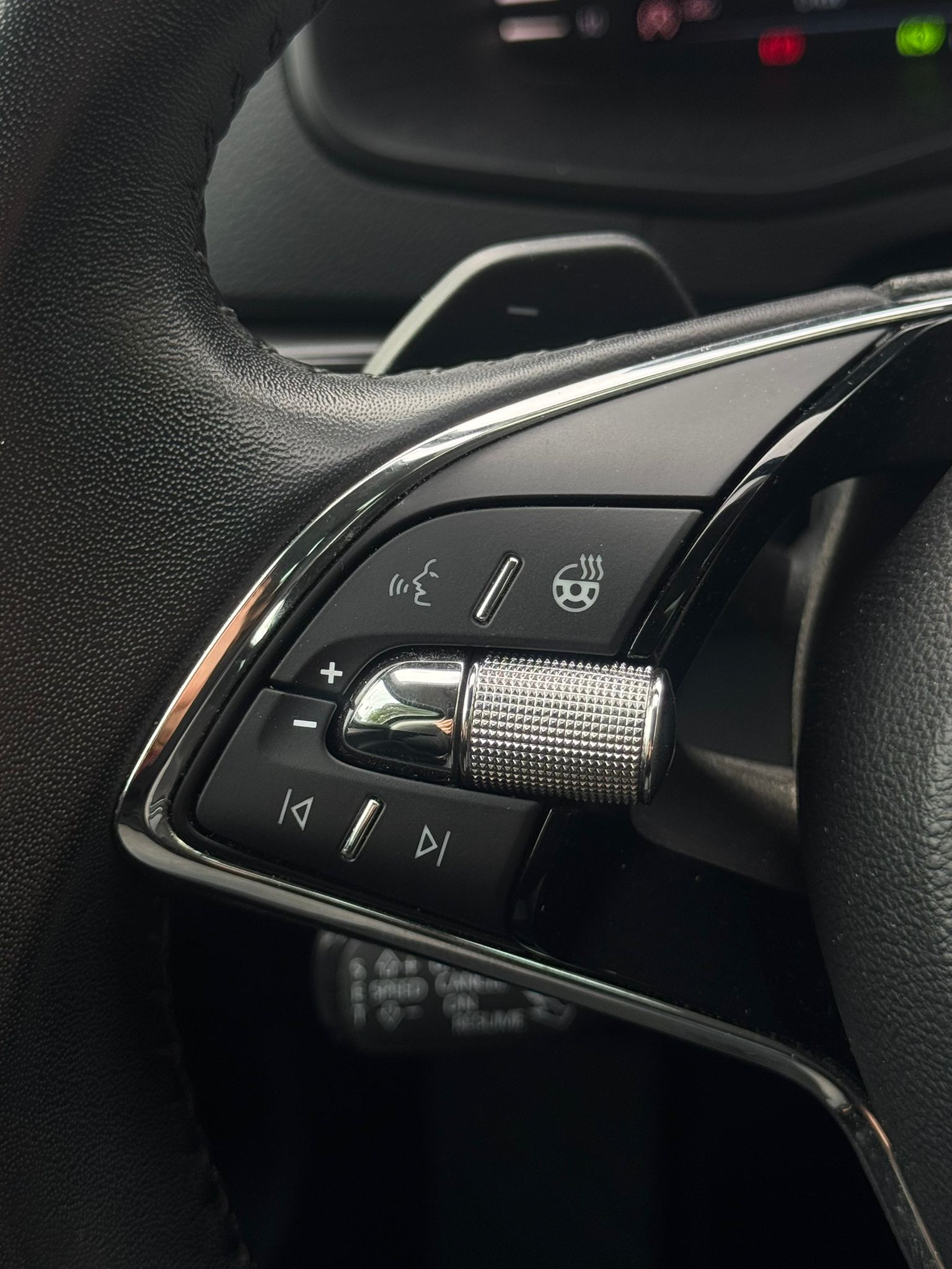 SKODA KAROQ AMBITION