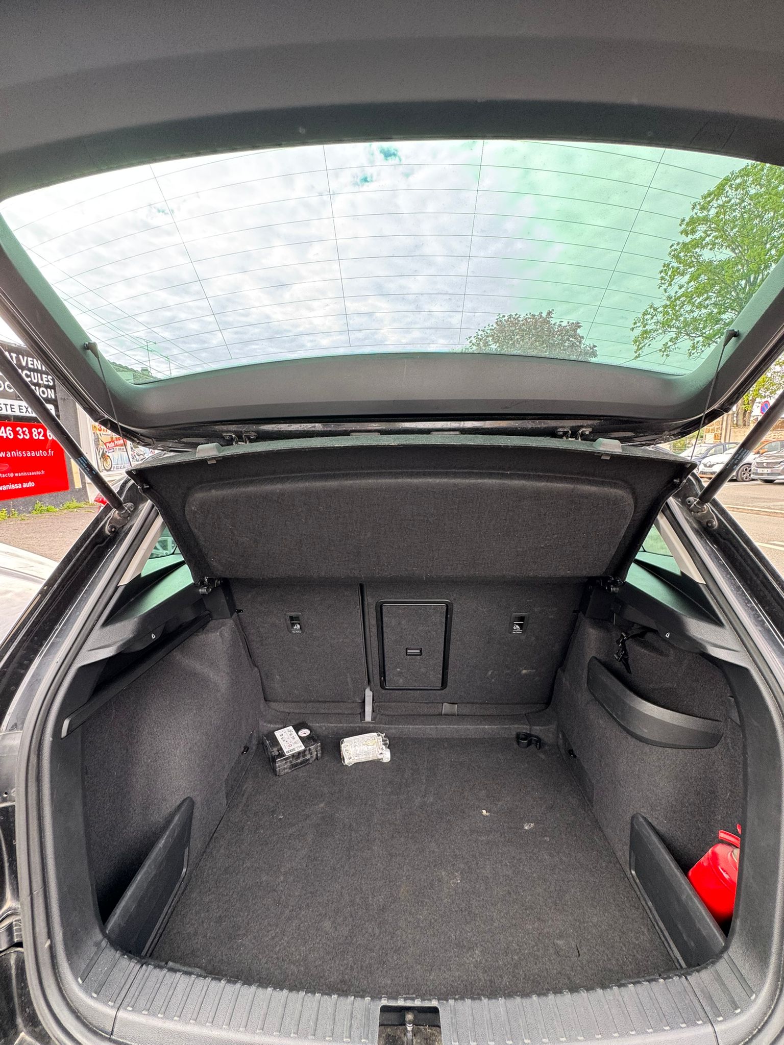 SKODA KAROQ AMBITION