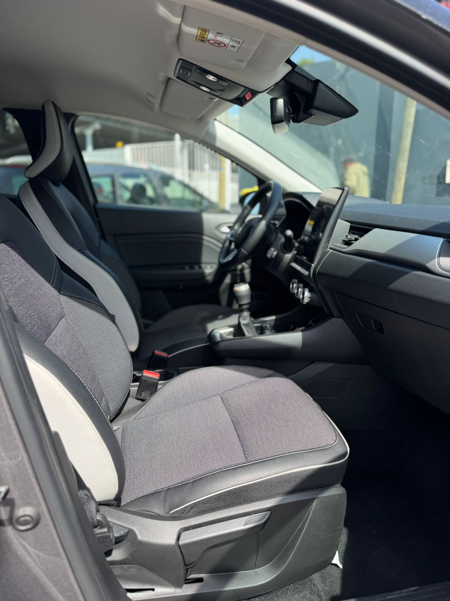 RENAULT CAPTUR TECHNO