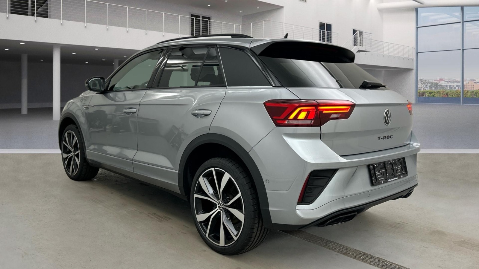 VOLKSWAGEN T-ROC R-LINE