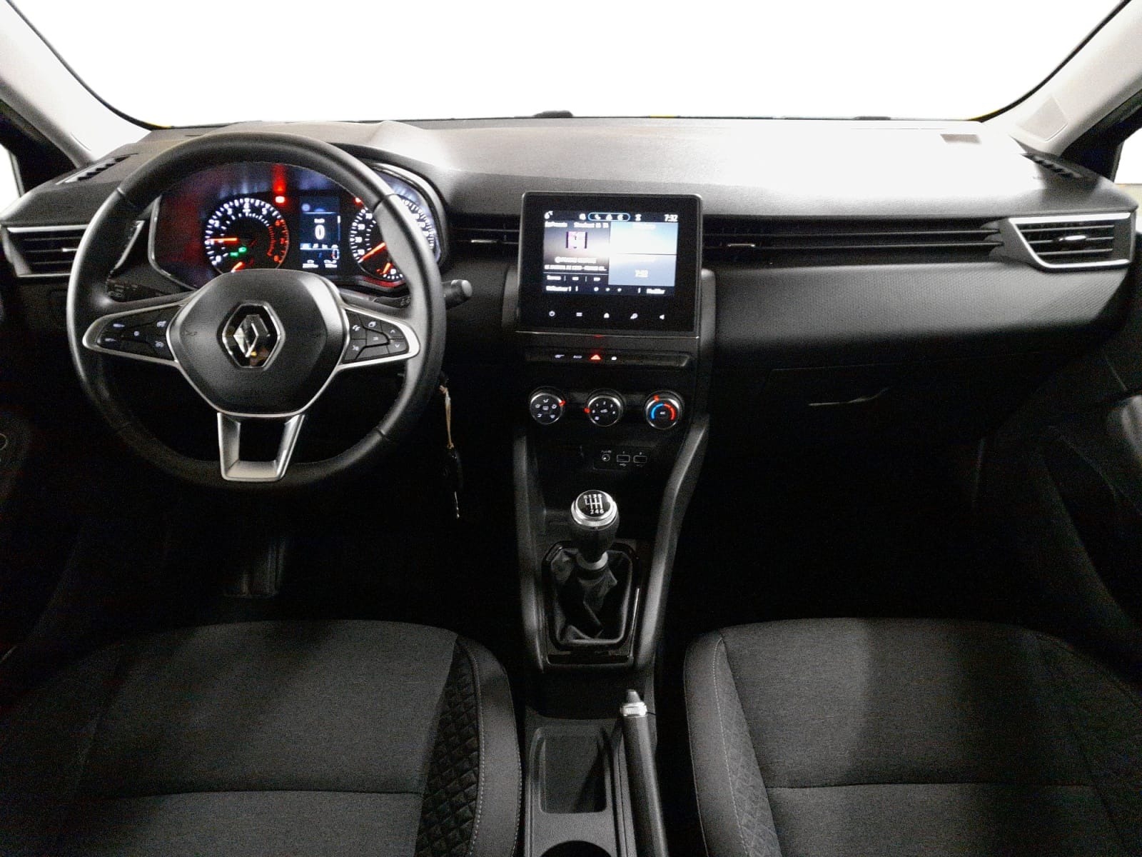RENAULT CLIO EQUILIBRE