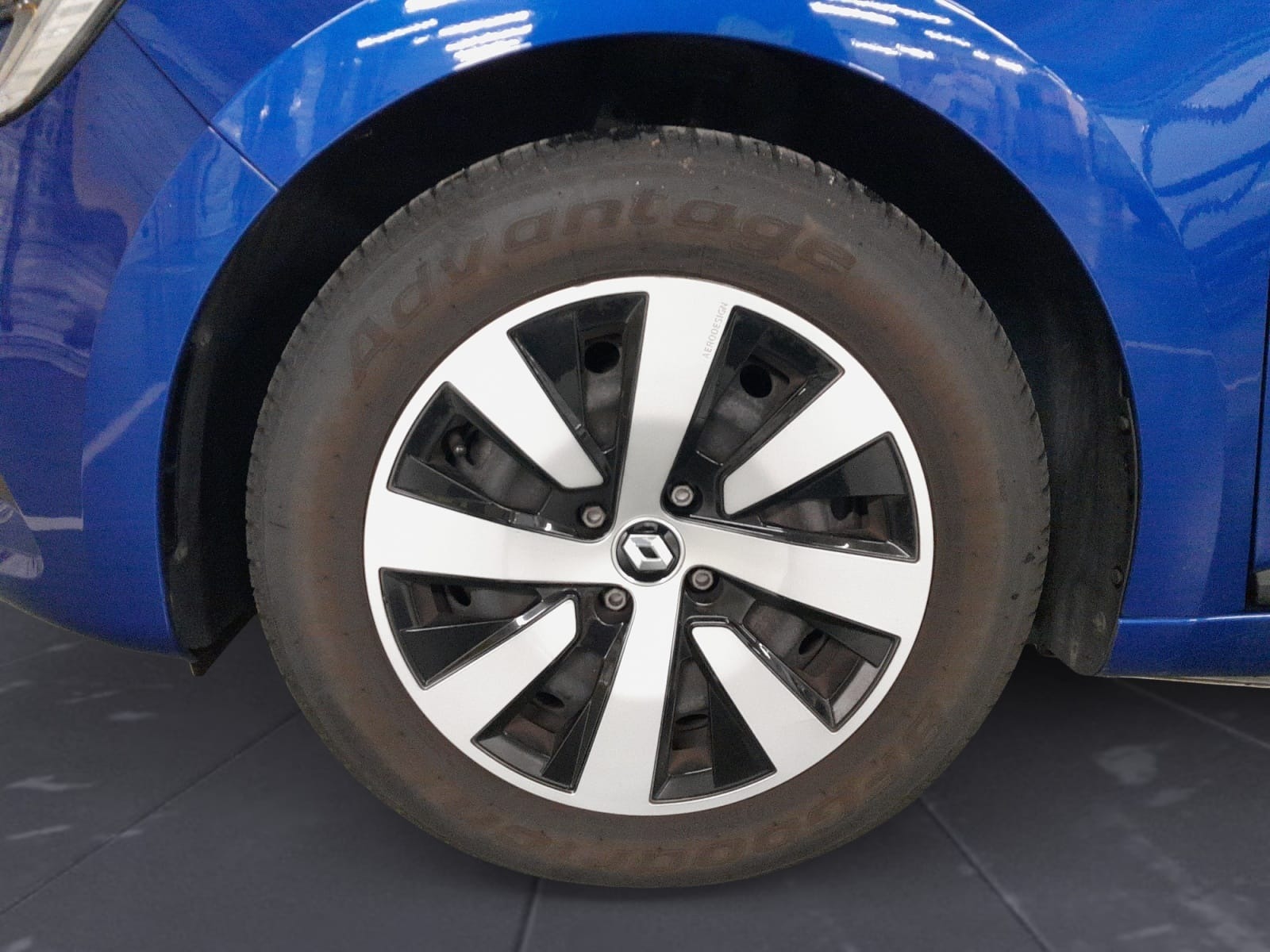 RENAULT CLIO EQUILIBRE