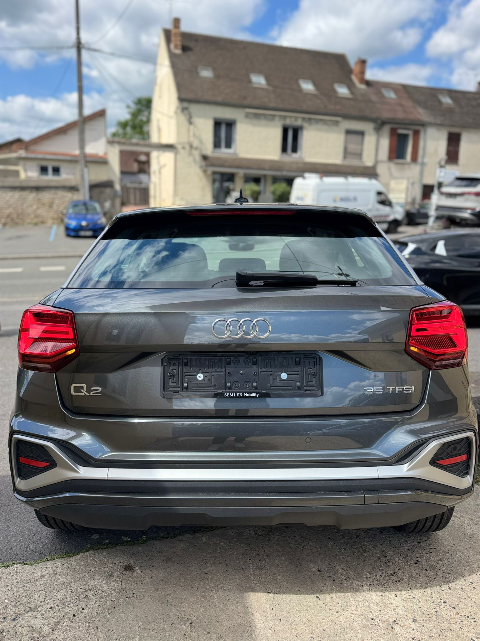 AUDI Q2 S LINE