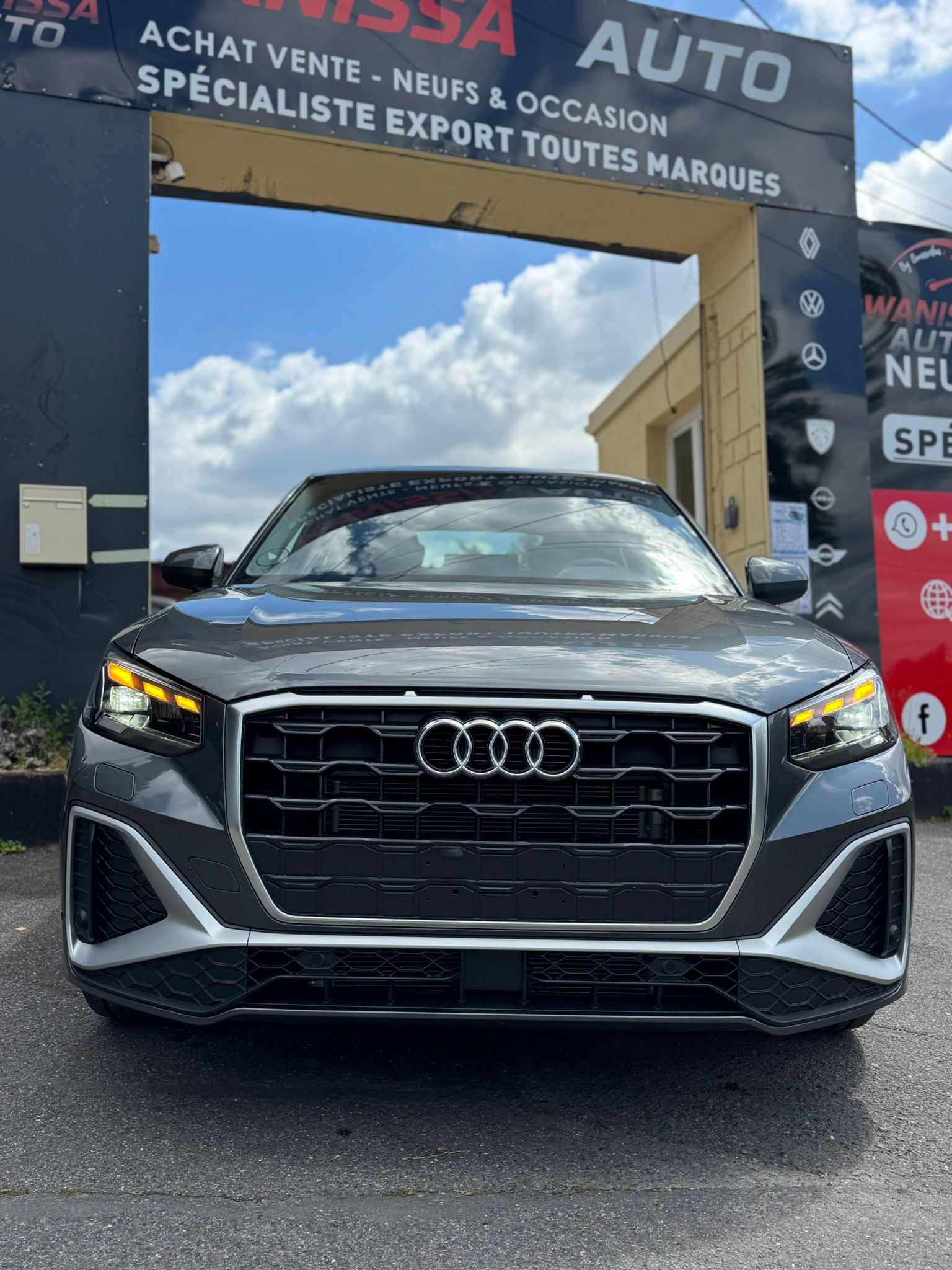 AUDI Q2 S LINE