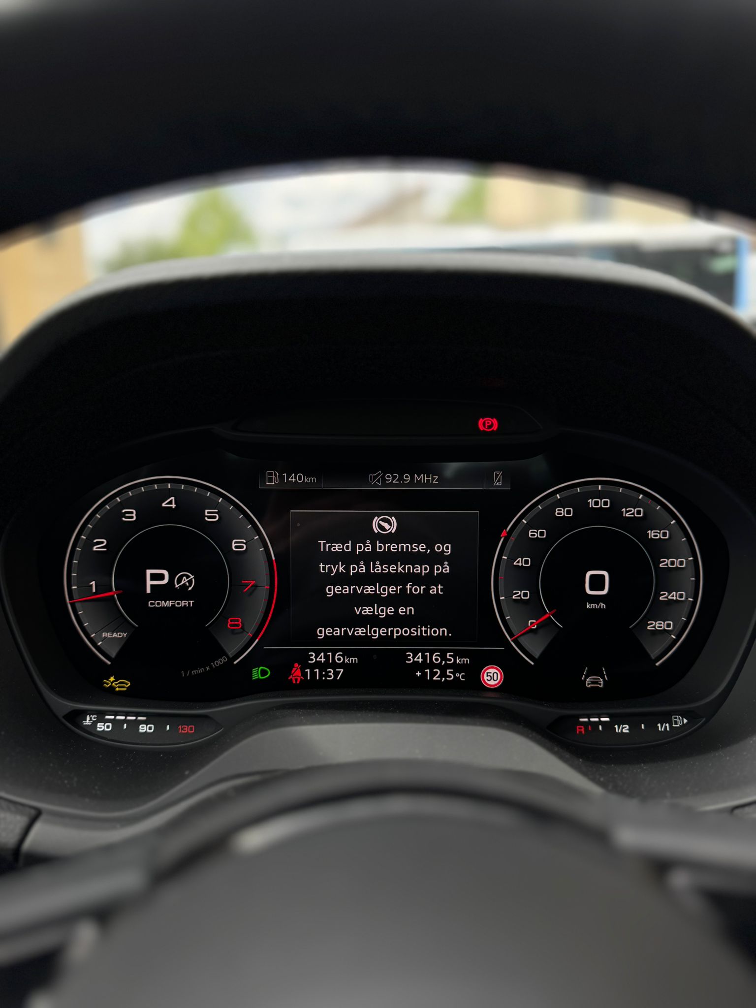 AUDI Q2 S LINE