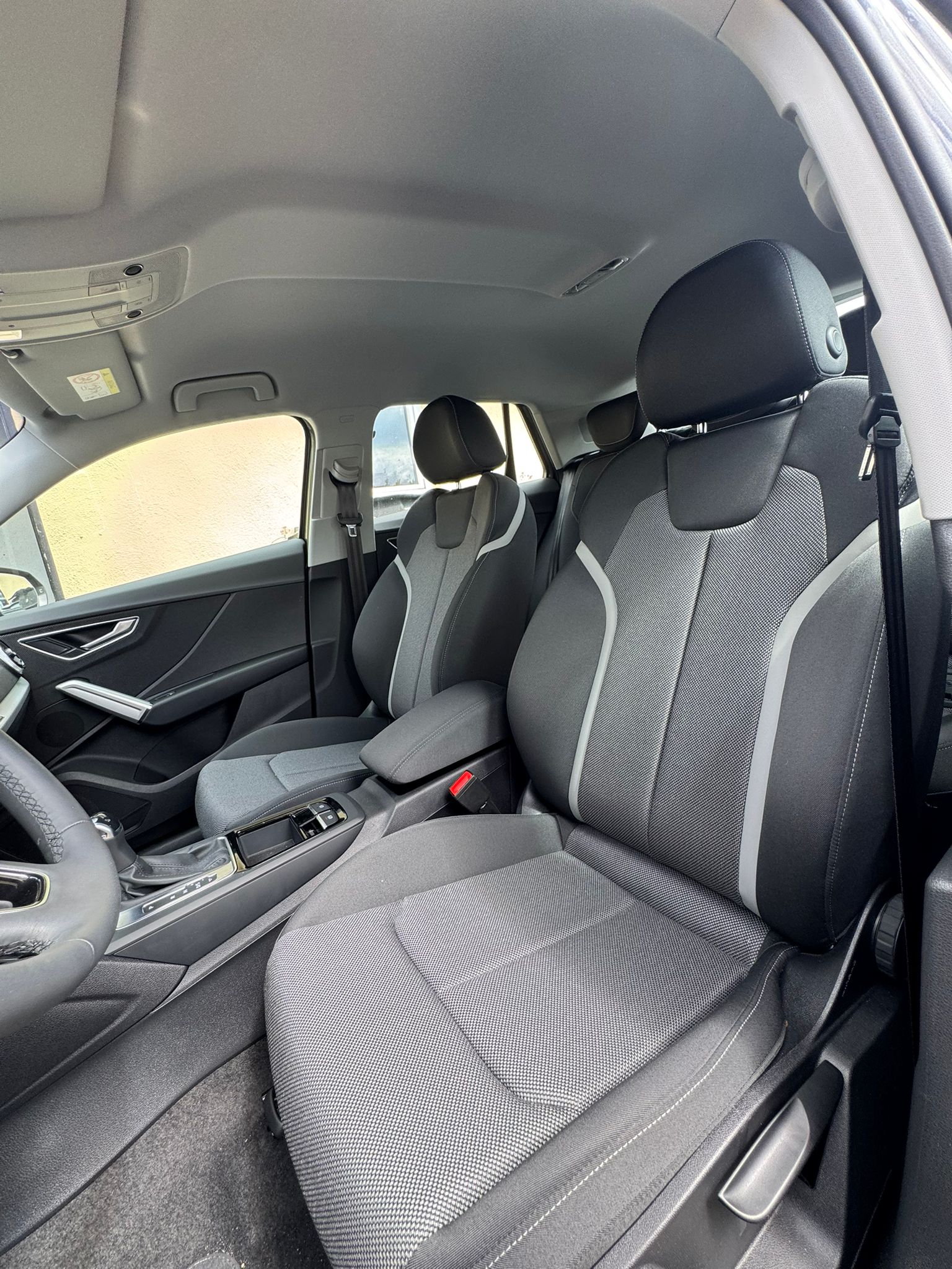 AUDI Q2 S LINE