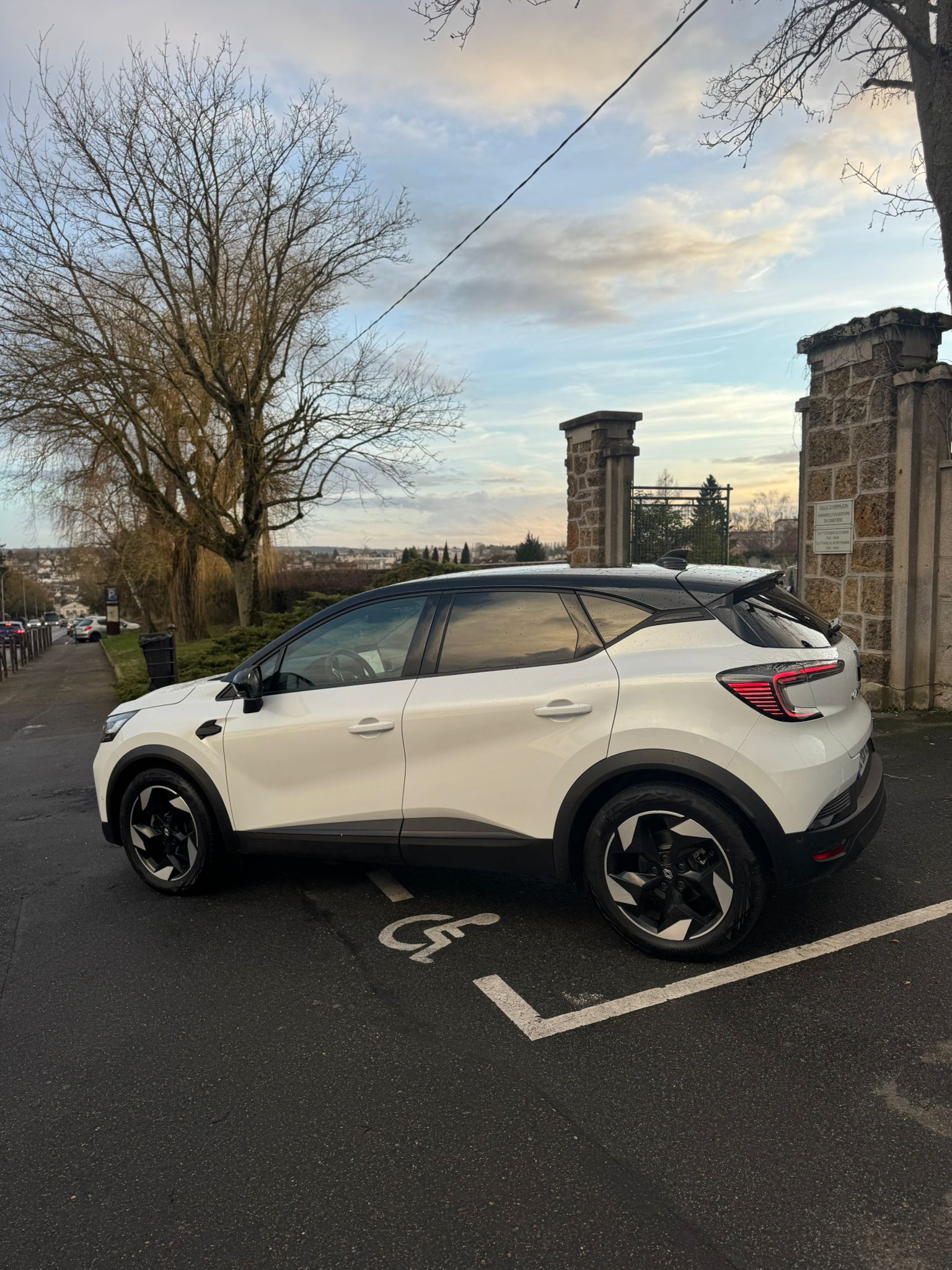RENAULT CAPTUR TECHNO