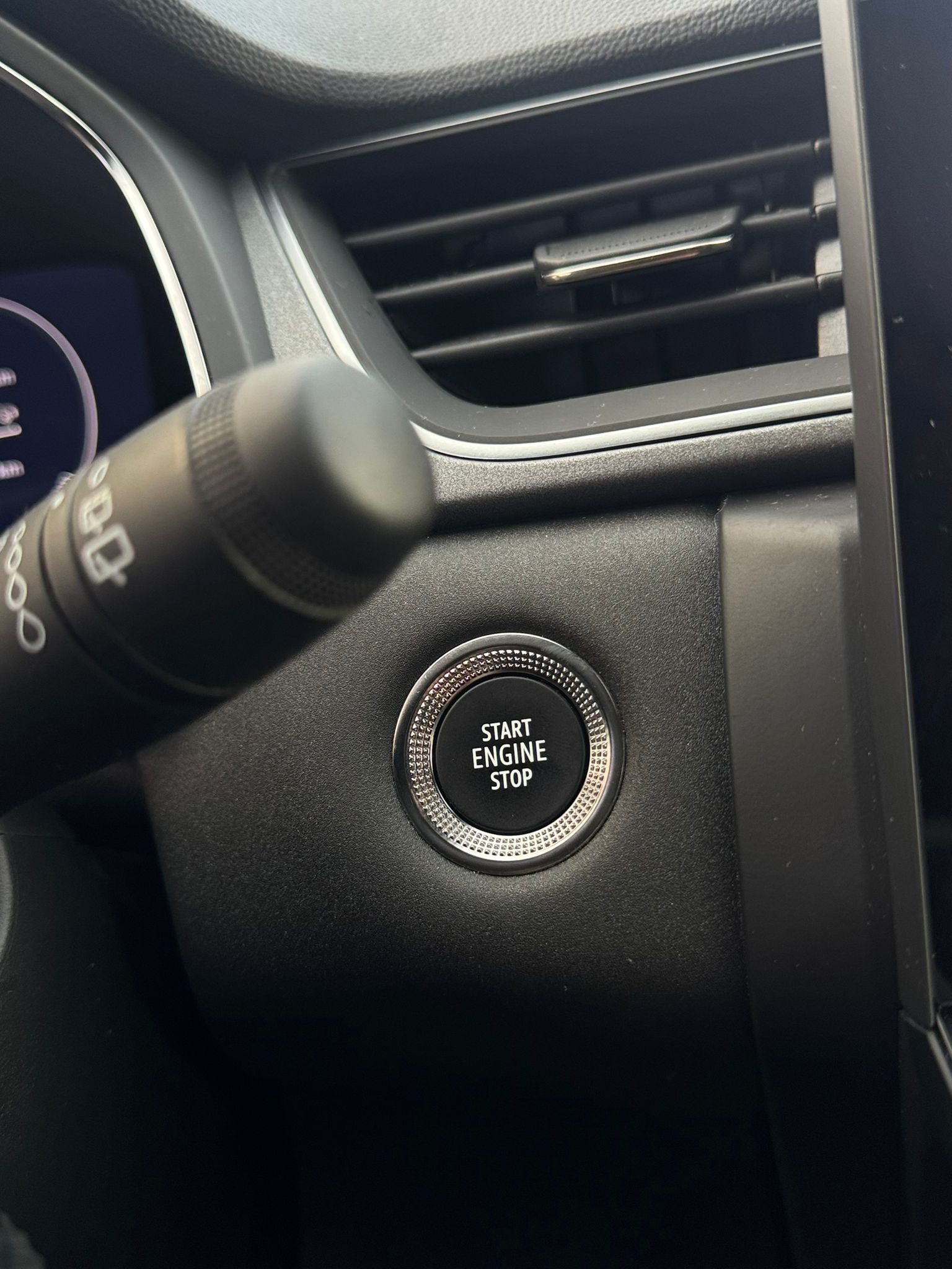 RENAULT CAPTUR TECHNO