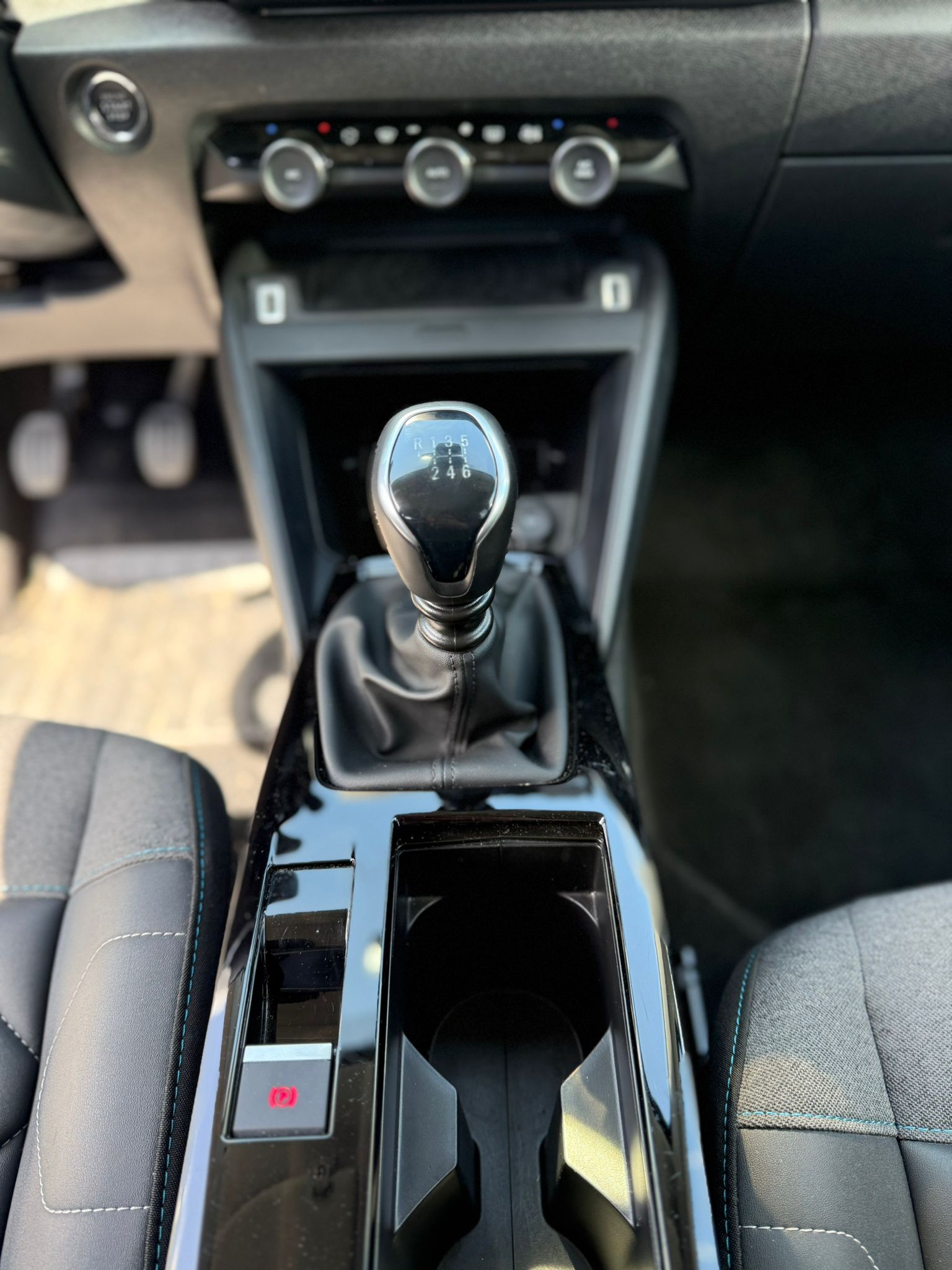 CITROENE C4 SHINE