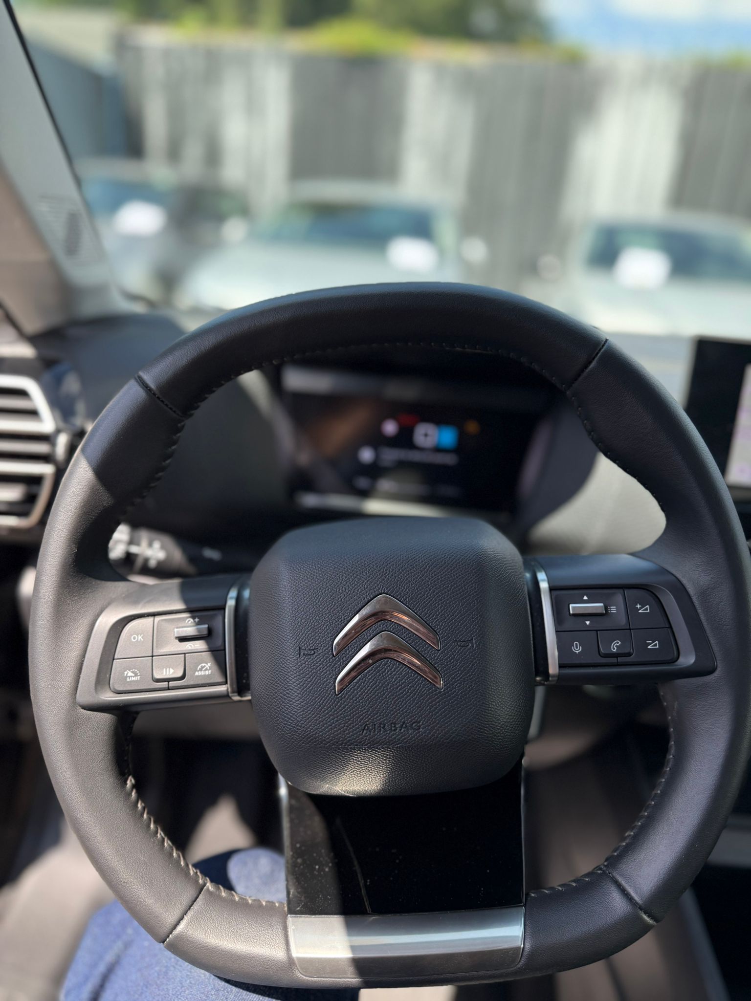CITROENE C4 SHINE