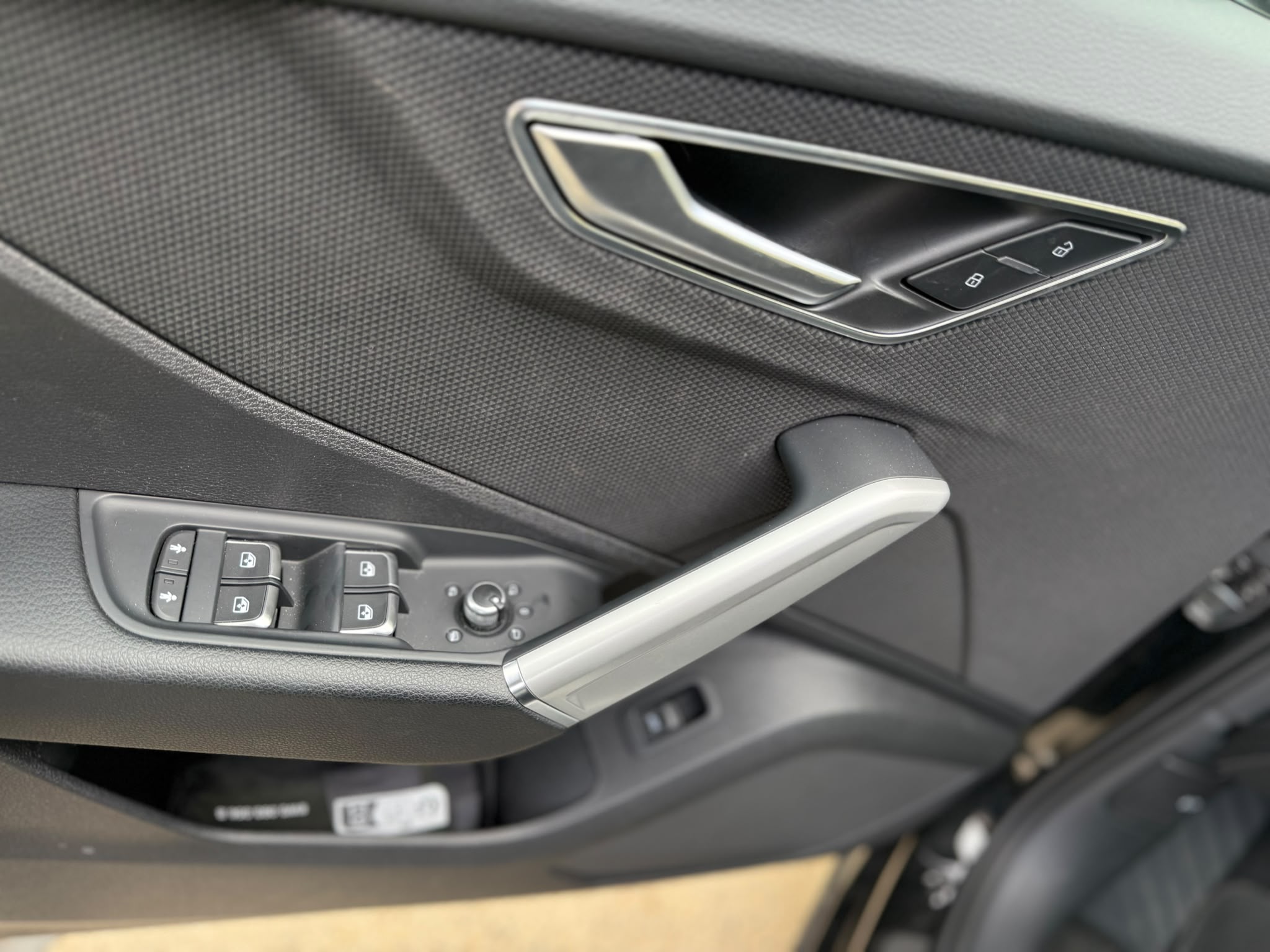 AUDI Q2 S LINE