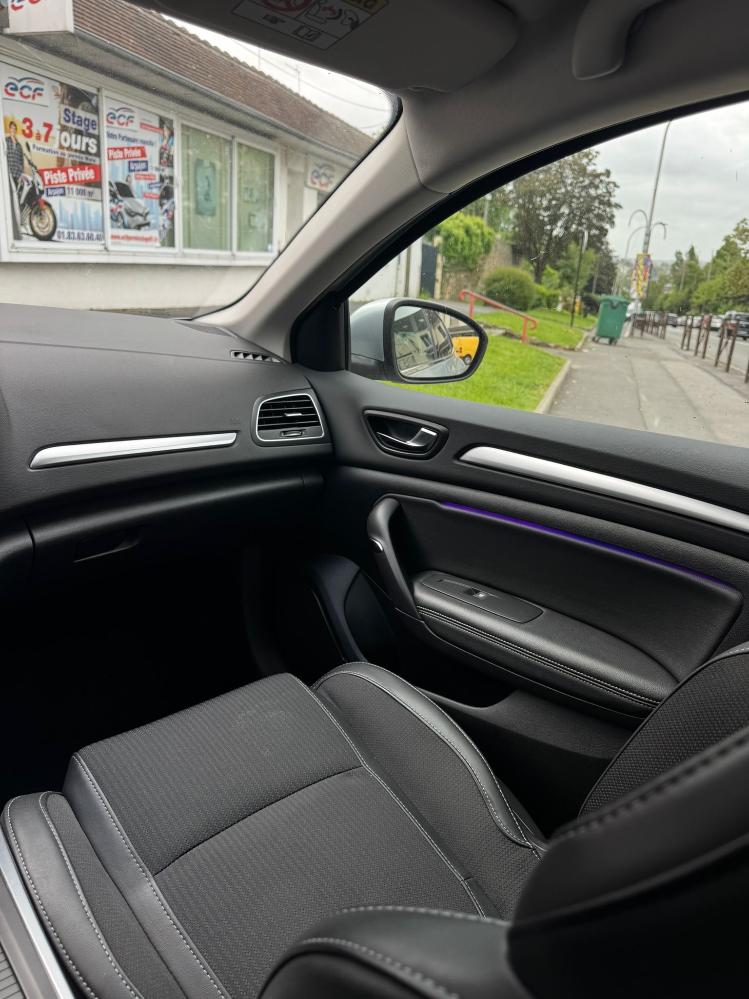 RENAULT MEGANE TECHNO