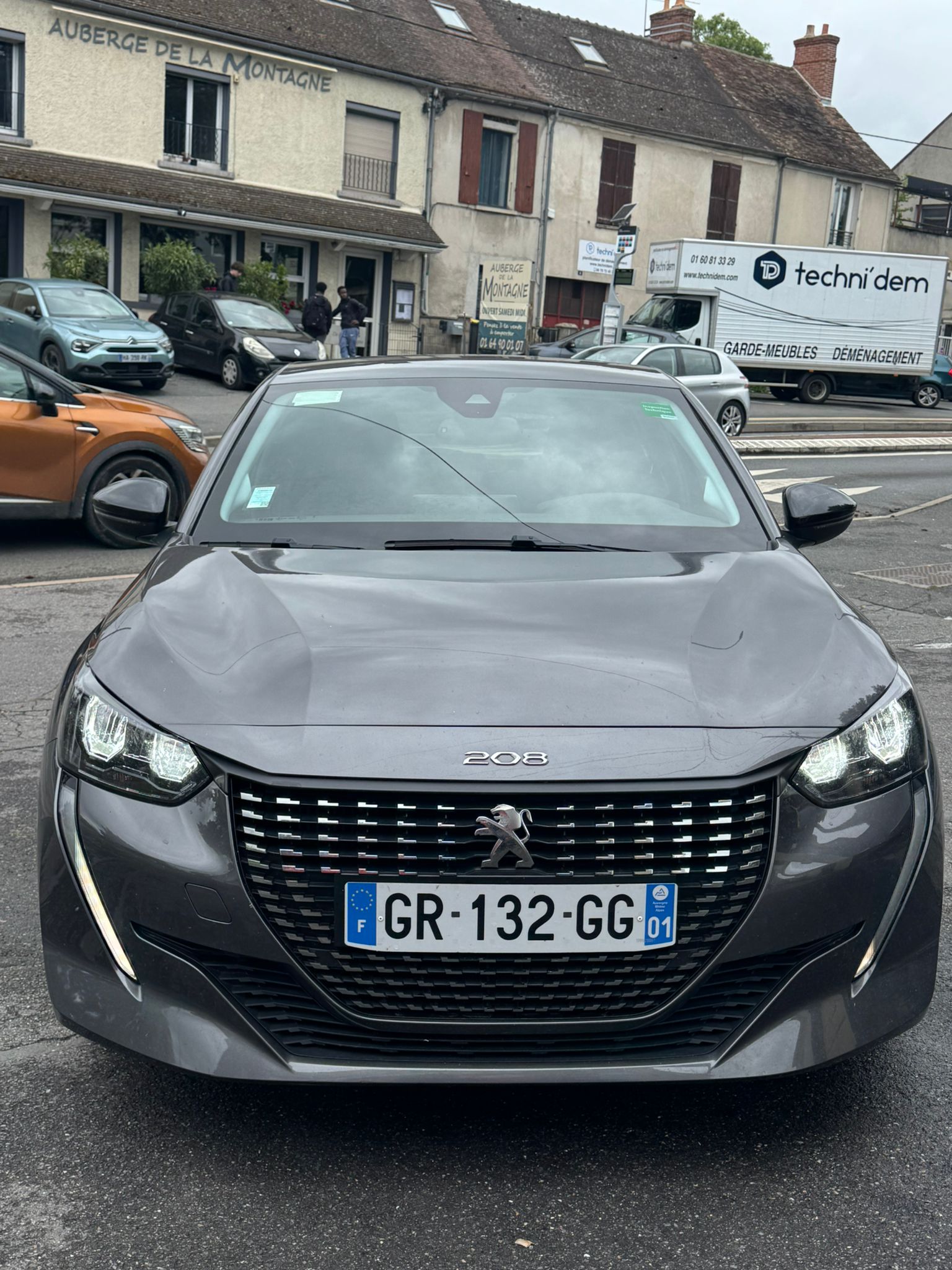 PEUGEOT 208 ALLURE PACK