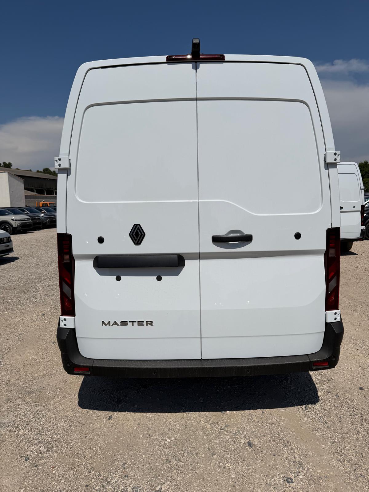 RENAULT MASTER L2H2