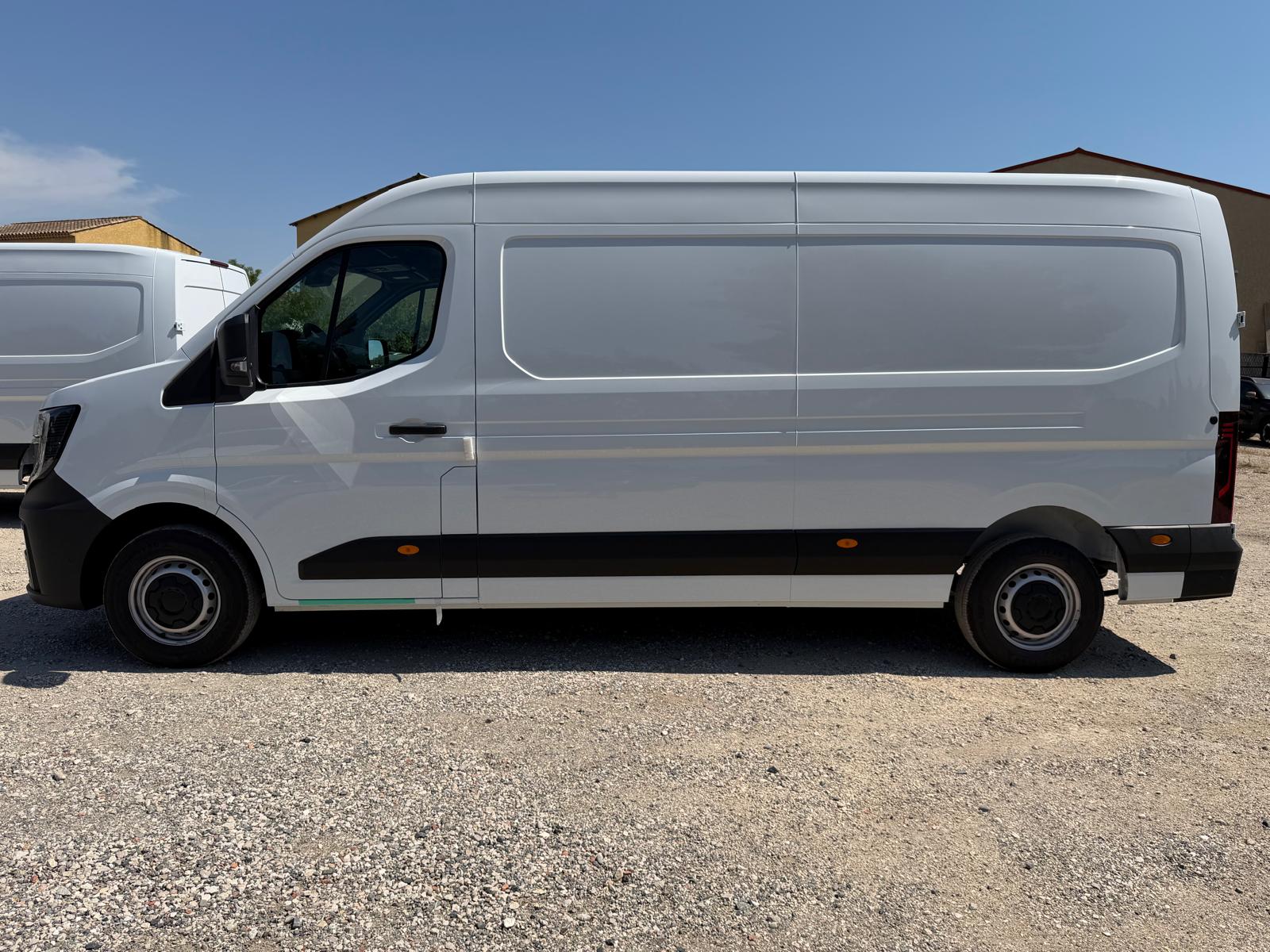 RENAULT MASTER L2H2