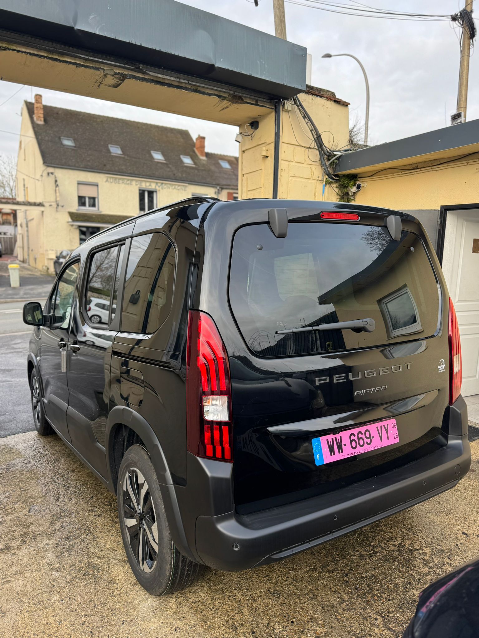 PEUGEOT RIFTER GT