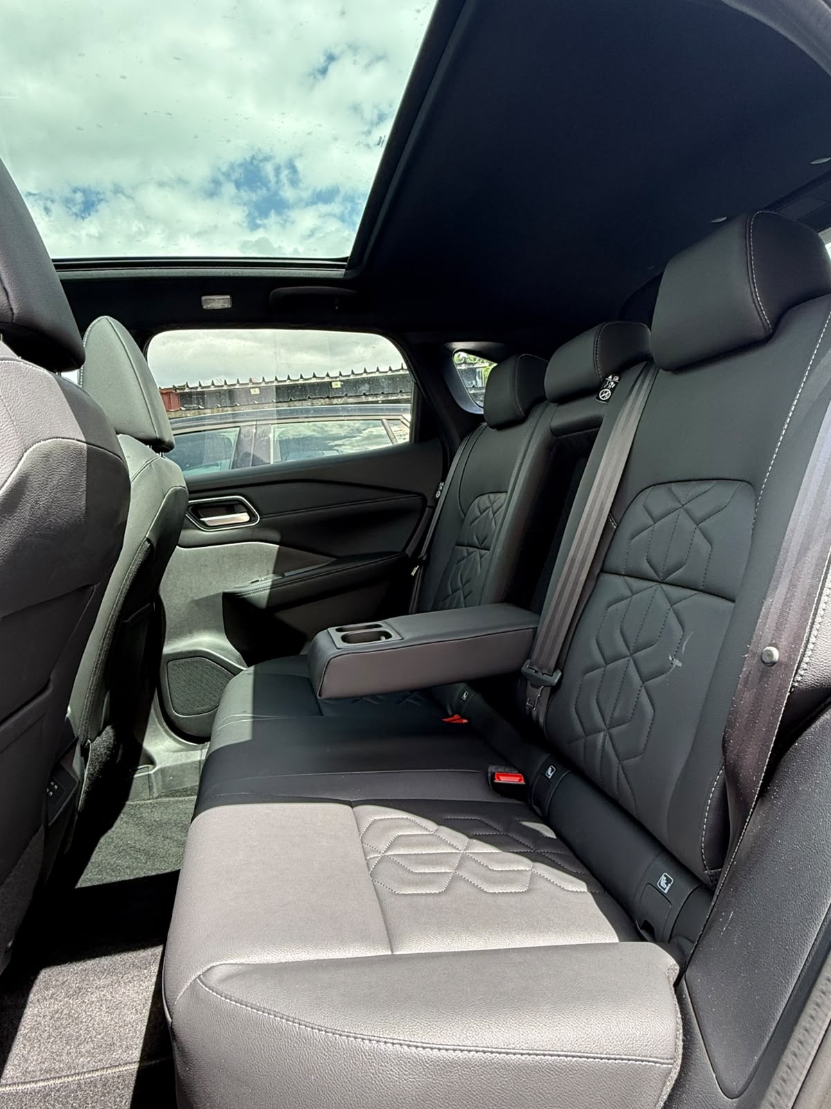 NISSAN QASHQAI TEKNA MY25 + GLASS ROOF