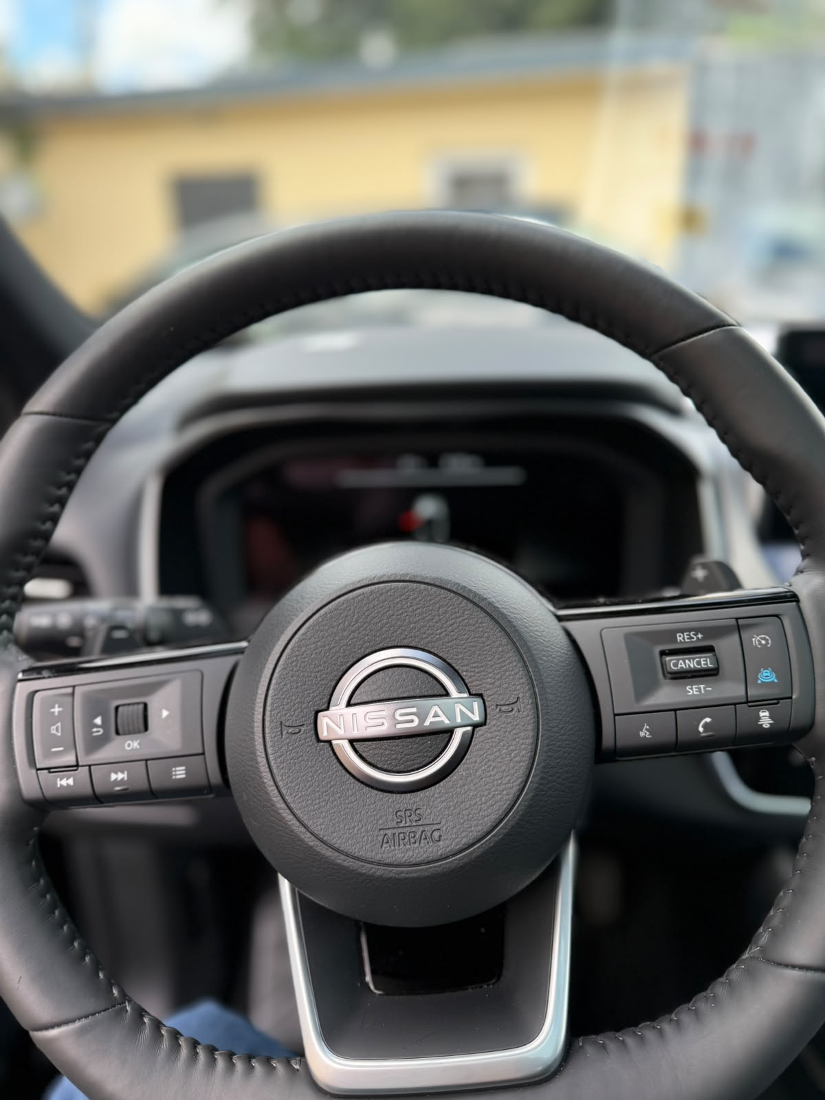 NISSAN QASHQAI TEKNA MY25 + GLASS ROOF