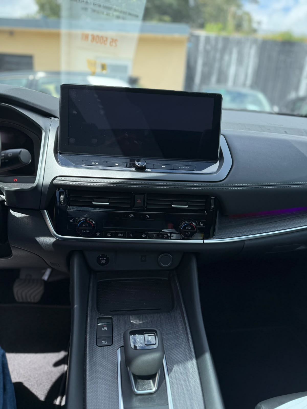NISSAN QASHQAI TEKNA MY25 + GLASS ROOF
