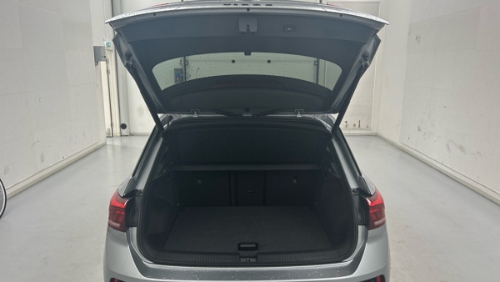 VOLKSWAGEN T-ROC R-LINE BLACK EDITION