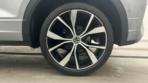 VOLKSWAGEN T-ROC R-LINE BLACK EDITION