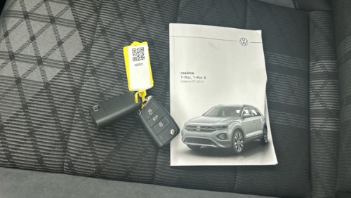 VOLKSWAGEN T-ROC R-LINE BLACK EDITION