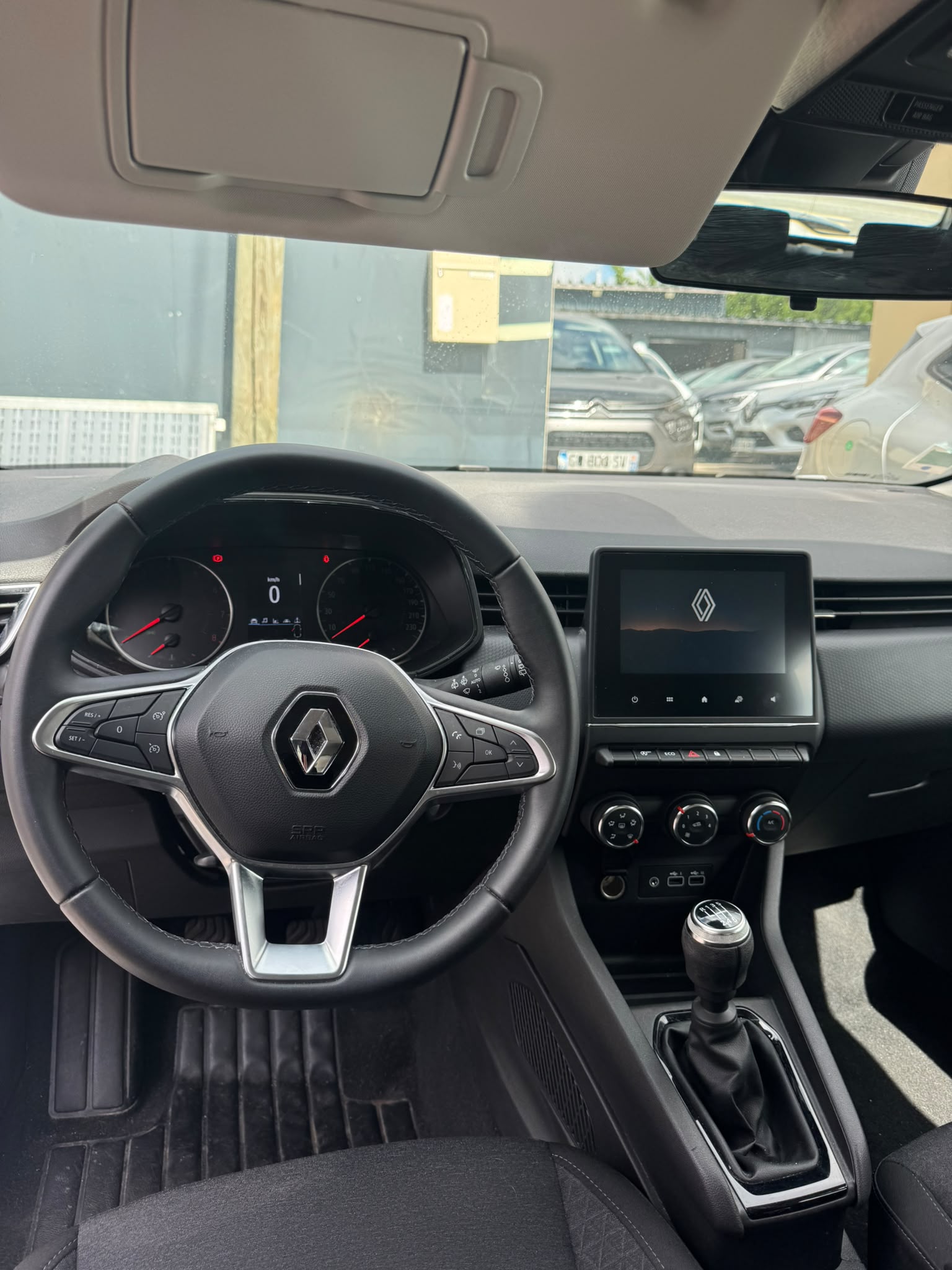 RENAULT CLIO V EQUILIBRE